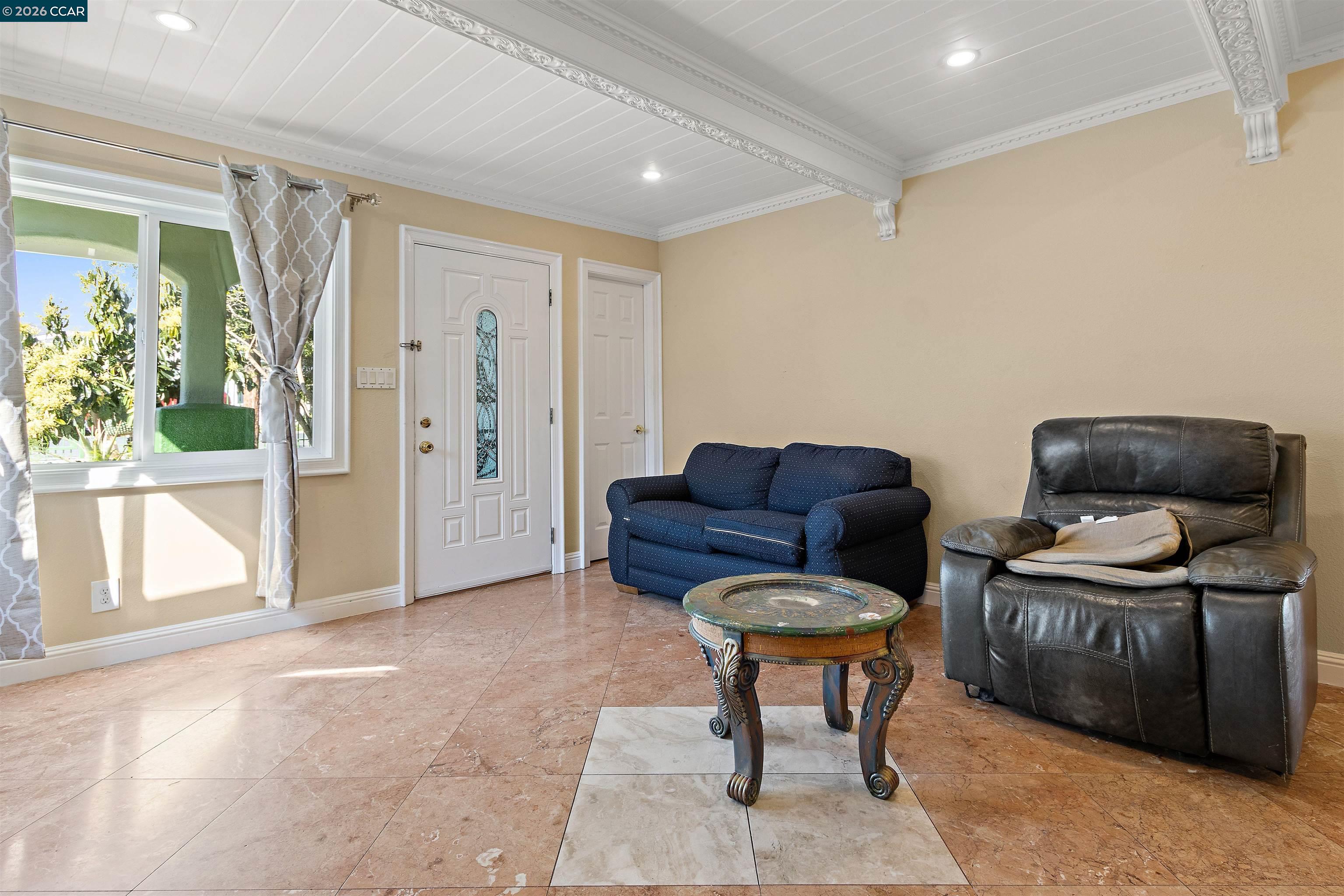 Detail Gallery Image 4 of 30 For 94 Anchor Dr, Bay Point,  CA 94565 - 3 Beds | 1 Baths