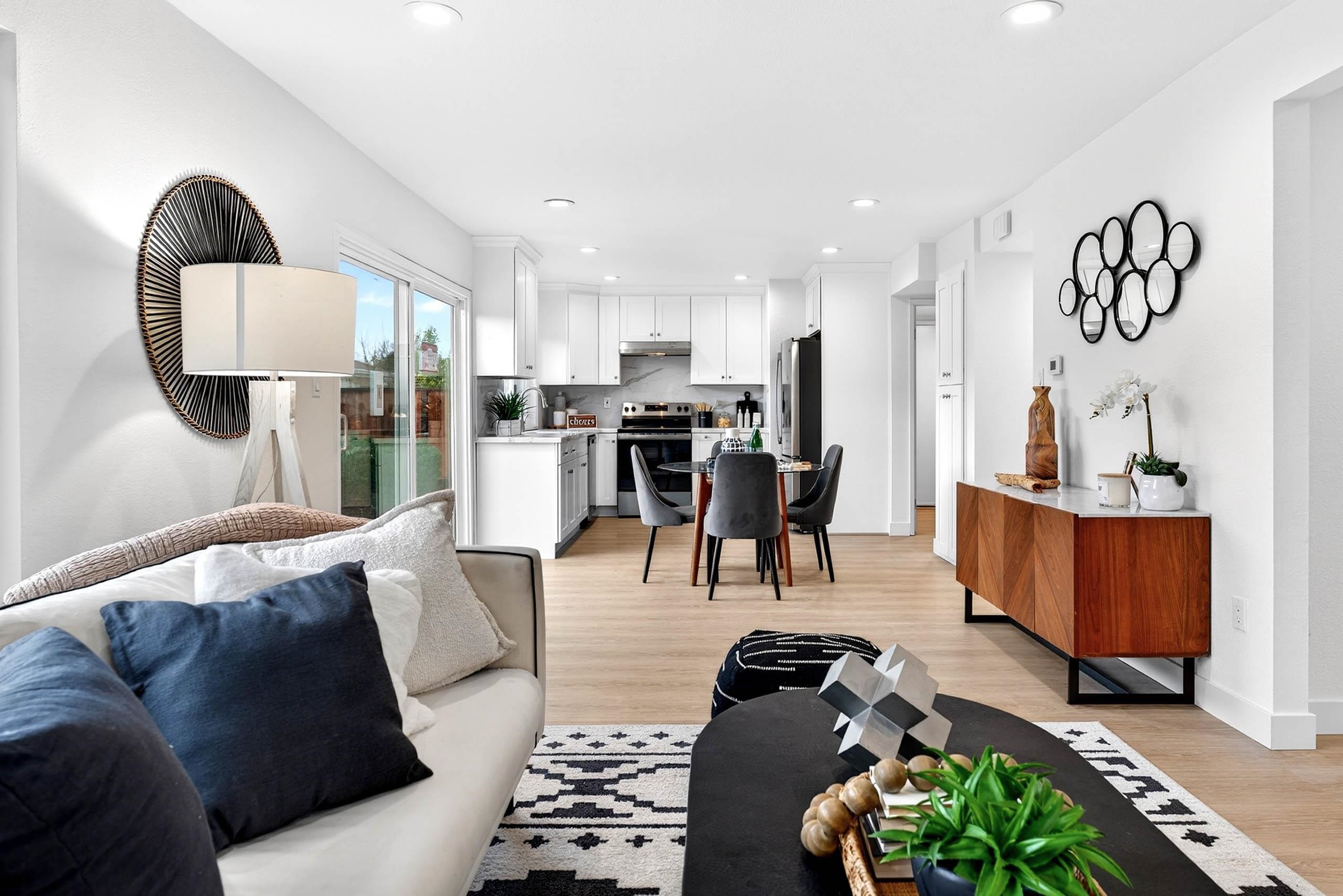 Detail Gallery Image 14 of 56 For 32508 Regents Blvd, Union City,  CA 94587 - 4 Beds | 2/1 Baths