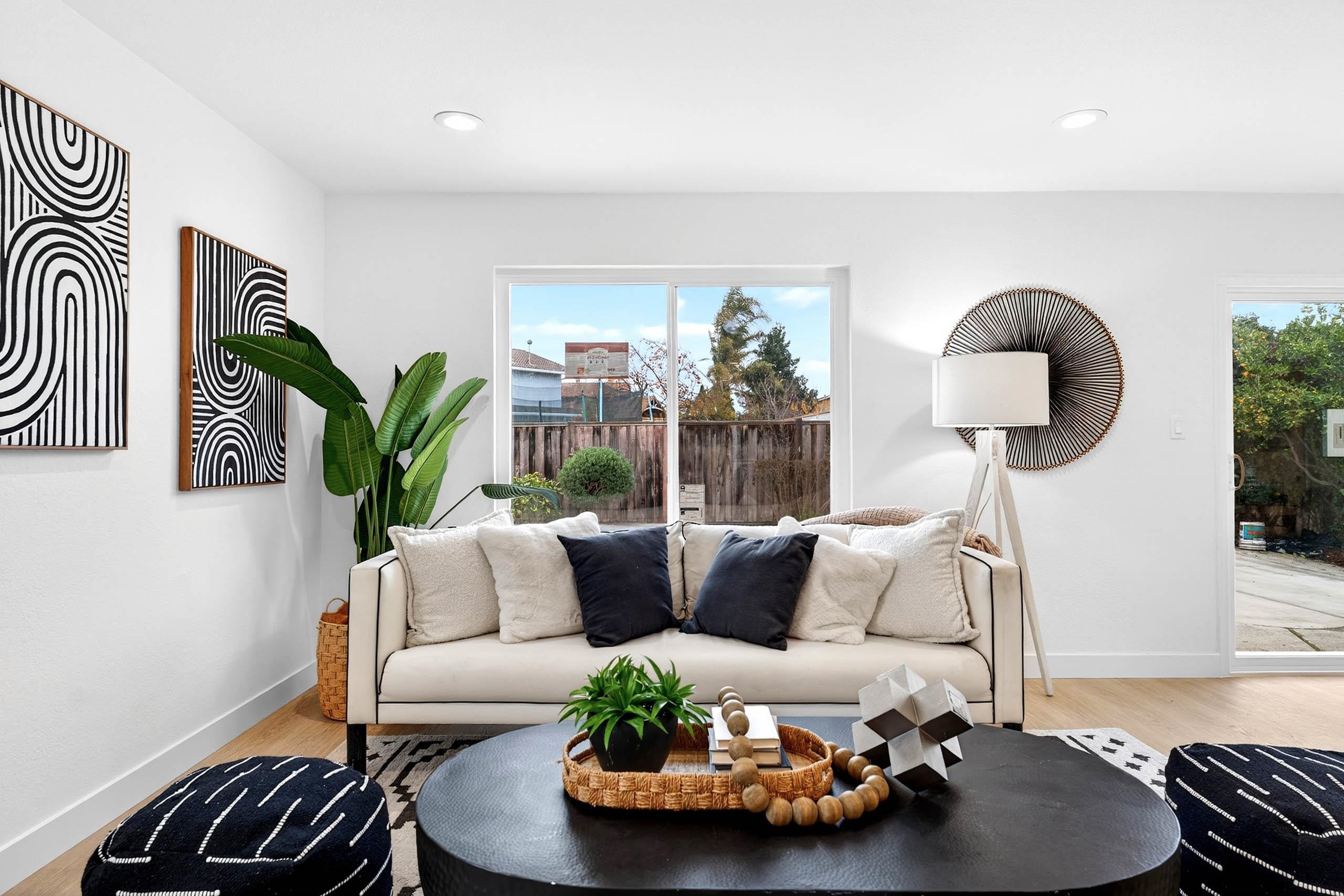 Detail Gallery Image 15 of 56 For 32508 Regents Blvd, Union City,  CA 94587 - 4 Beds | 2/1 Baths