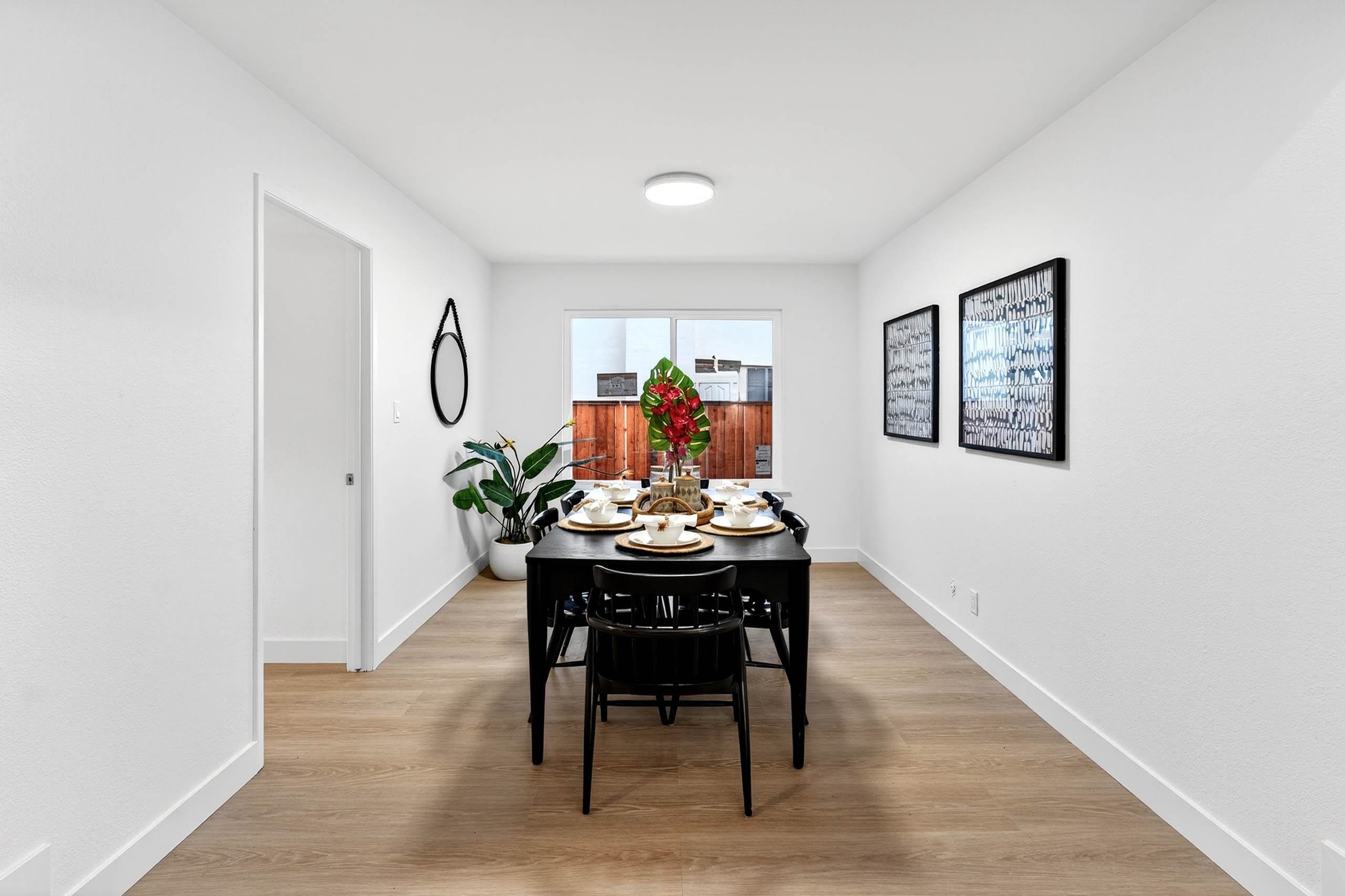 Detail Gallery Image 6 of 56 For 32508 Regents Blvd, Union City,  CA 94587 - 4 Beds | 2/1 Baths