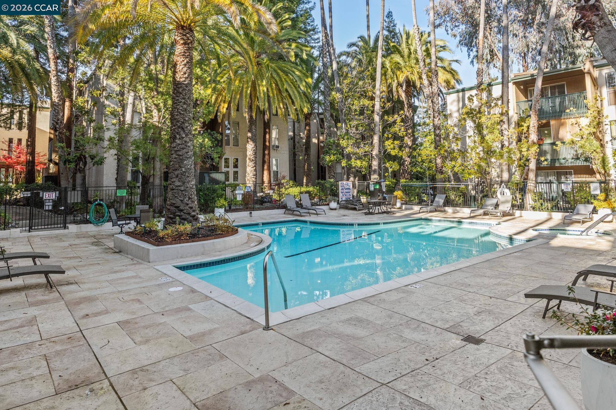 Detail Gallery Image 2 of 33 For 185 Sierra Dr #316,  Walnut Creek,  CA 94596 - 1 Beds | 1 Baths