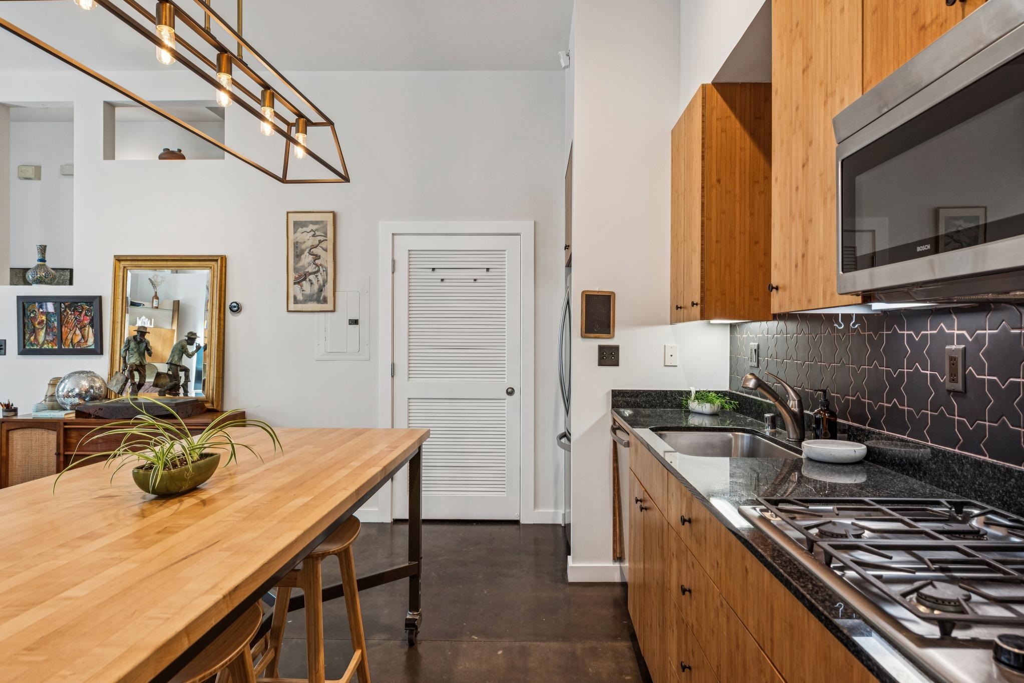 Photo #10: 41120080 Listing: Photo #10