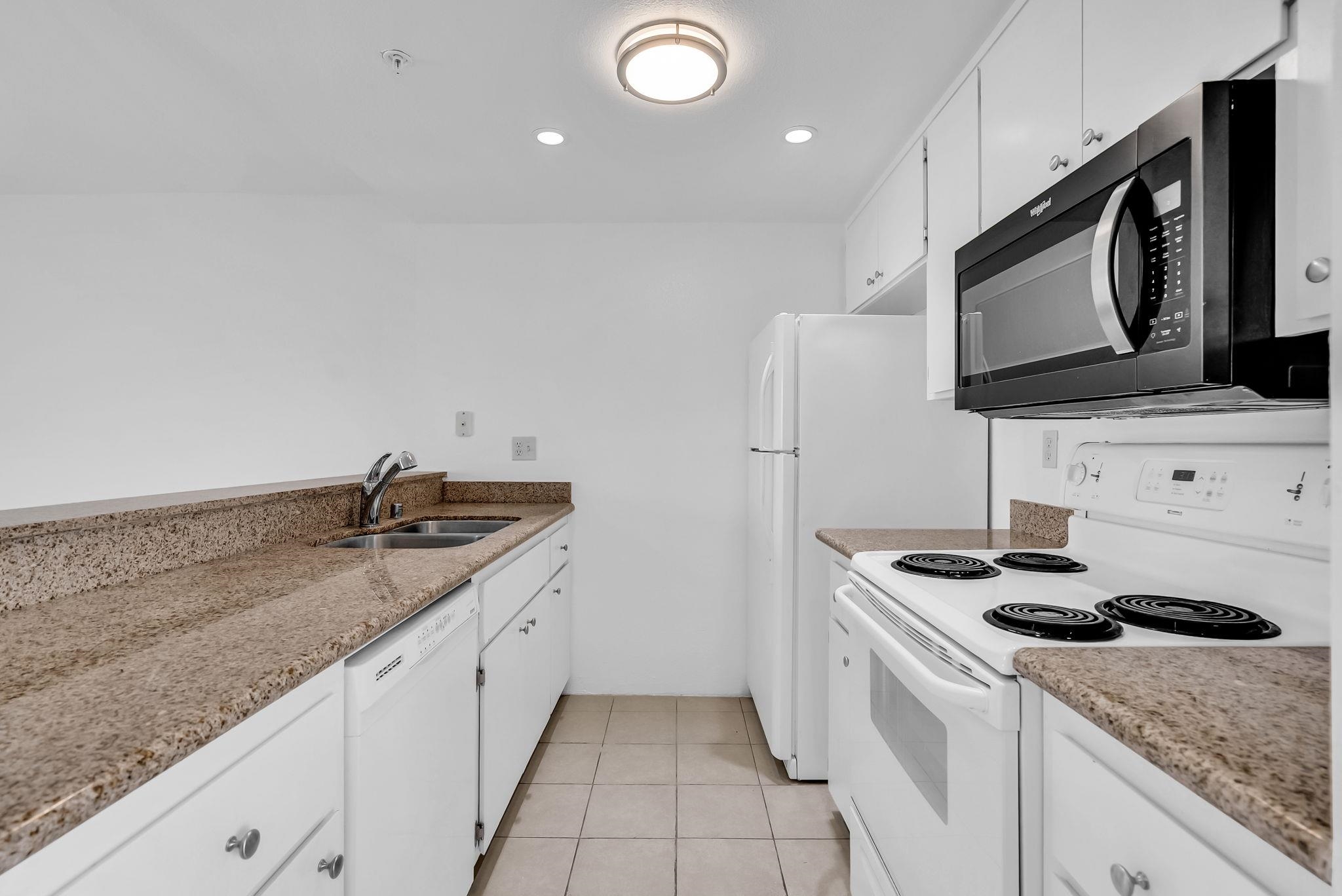 Detail Gallery Image 15 of 27 For 417 Evelyn Ave #205,  Albany,  CA 94706 - 1 Beds | 1 Baths