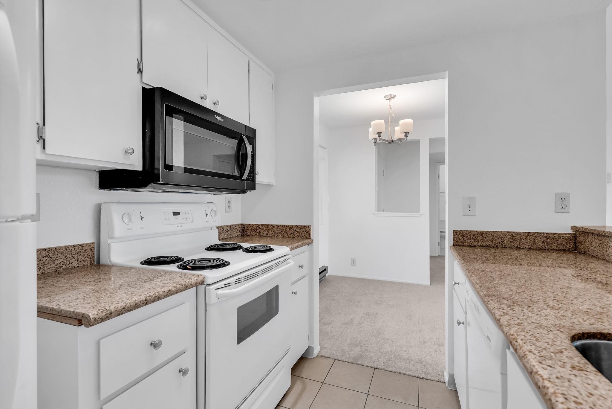 Detail Gallery Image 16 of 27 For 417 Evelyn Ave #205,  Albany,  CA 94706 - 1 Beds | 1 Baths