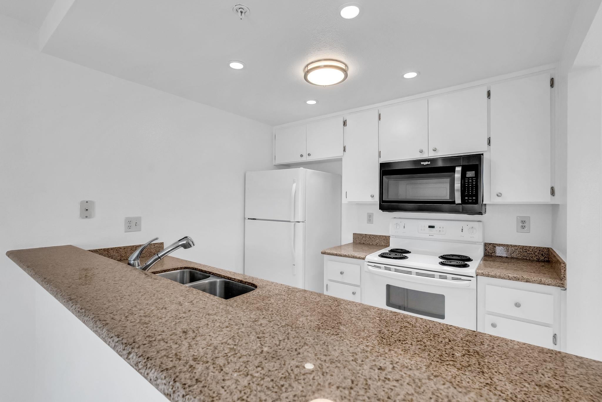 Detail Gallery Image 17 of 27 For 417 Evelyn Ave #205,  Albany,  CA 94706 - 1 Beds | 1 Baths