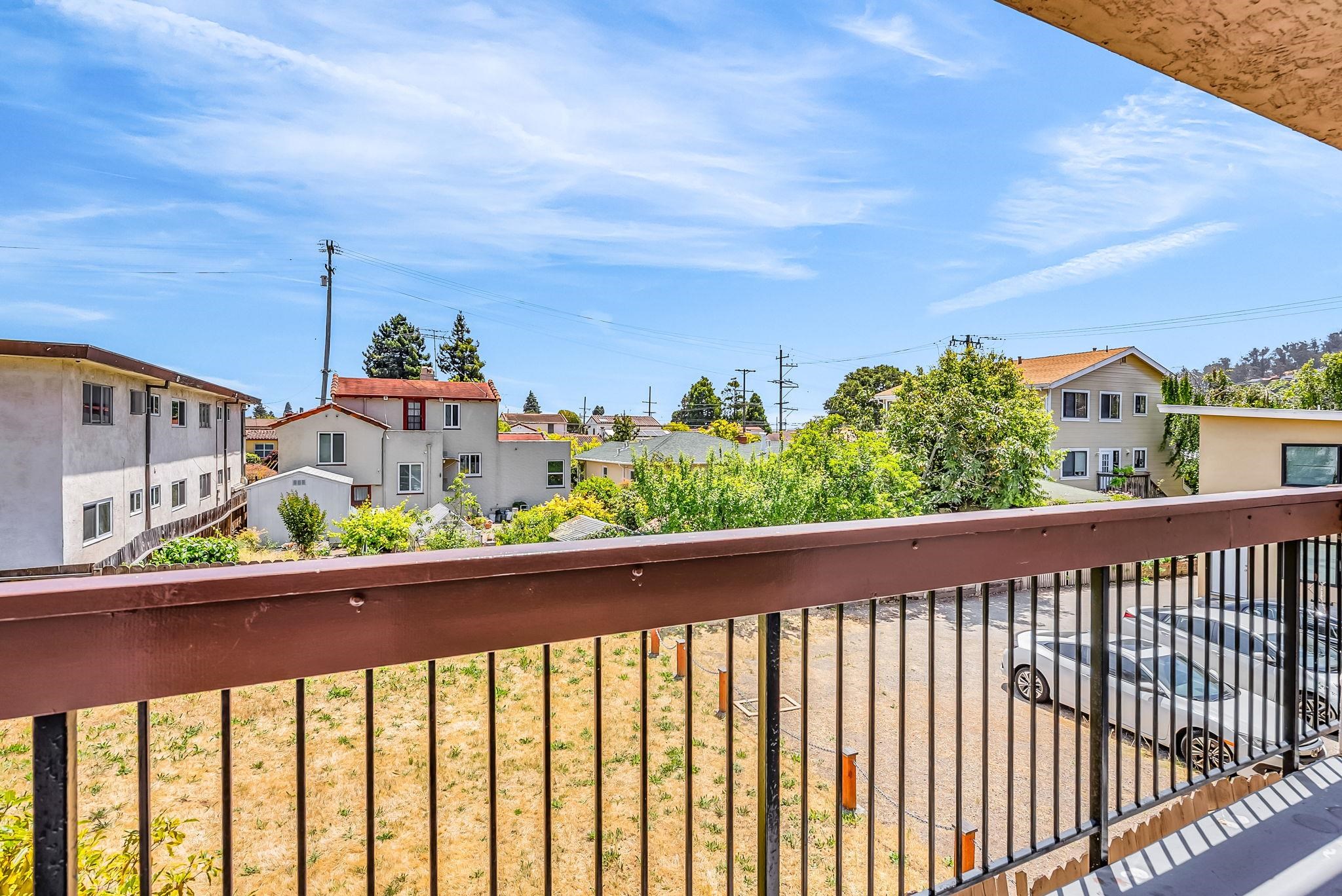 Detail Gallery Image 21 of 27 For 417 Evelyn Ave #205,  Albany,  CA 94706 - 1 Beds | 1 Baths