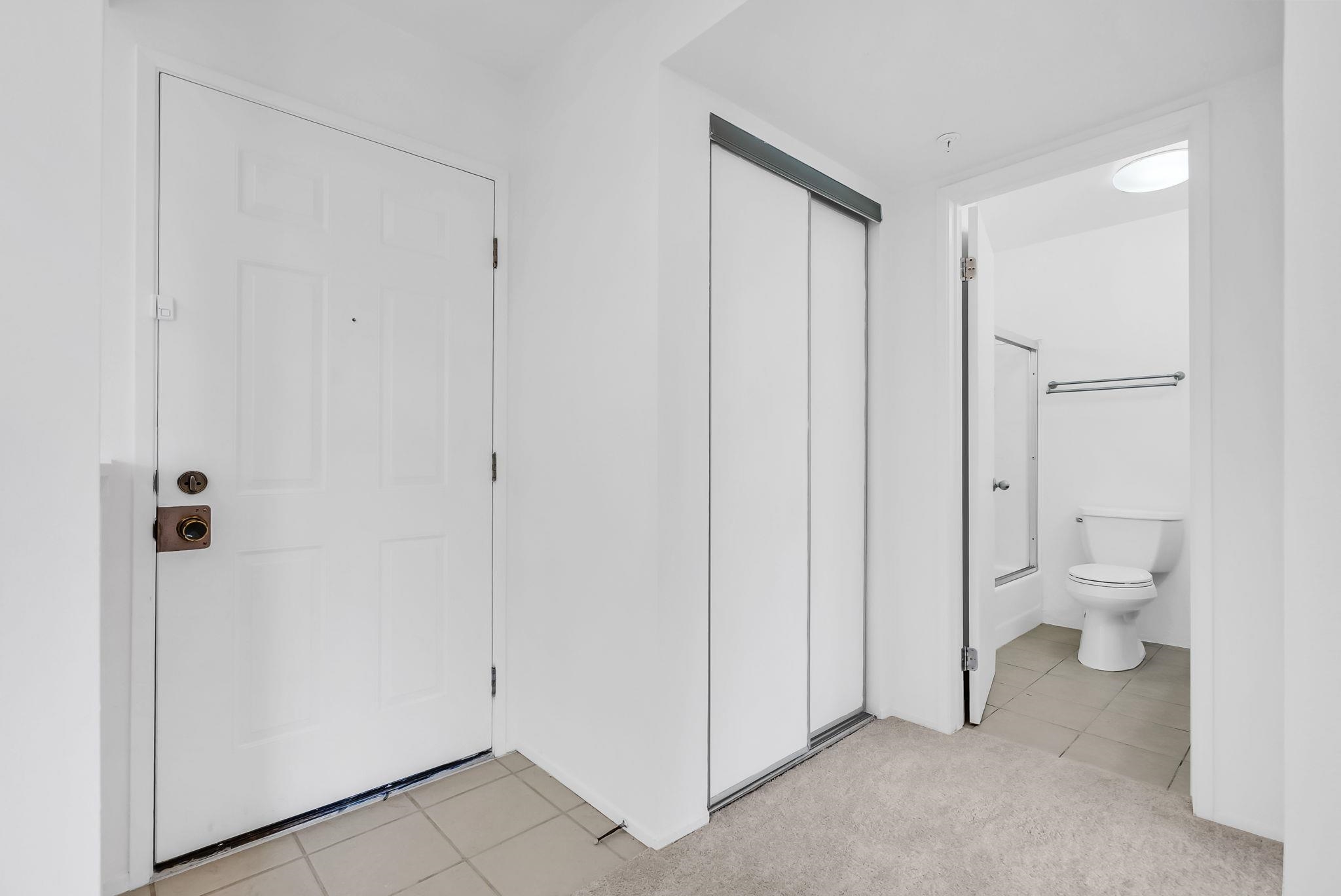 Detail Gallery Image 7 of 27 For 417 Evelyn Ave #205,  Albany,  CA 94706 - 1 Beds | 1 Baths