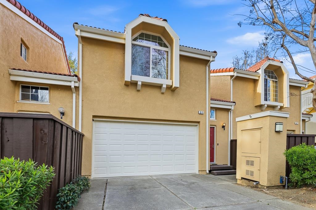 Detail Gallery Image 2 of 42 For 51 Sea Crest Ter, Fremont,  CA 94536 - 3 Beds | 2/1 Baths