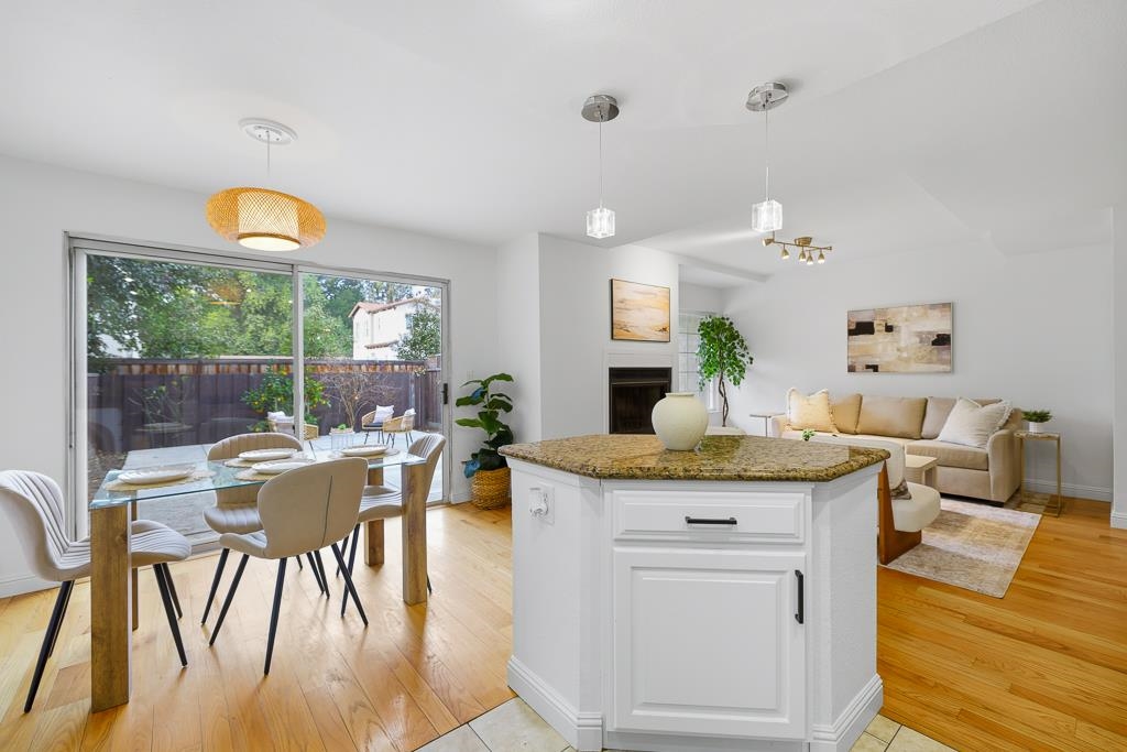 Detail Gallery Image 16 of 42 For 51 Sea Crest Ter, Fremont,  CA 94536 - 3 Beds | 2/1 Baths