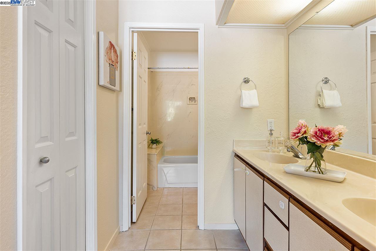 Photo #23: 41120091 Listing: Photo #23