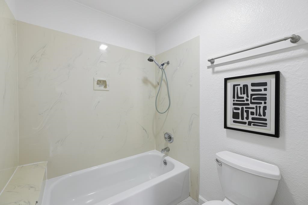 Detail Gallery Image 28 of 42 For 51 Sea Crest Ter, Fremont,  CA 94536 - 3 Beds | 2/1 Baths