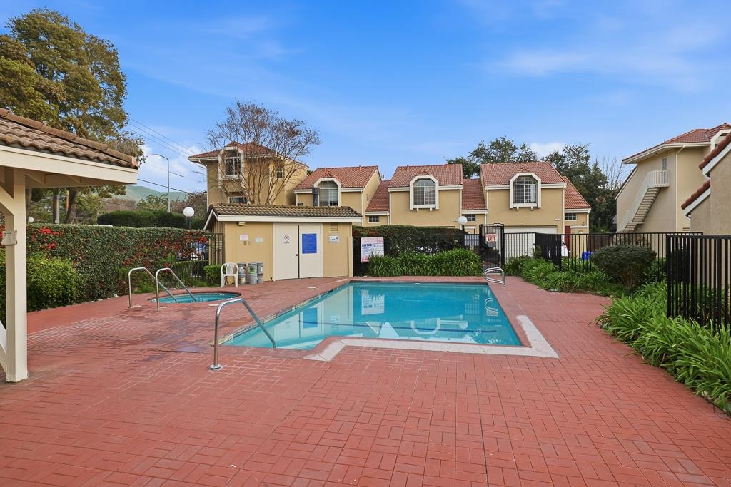 Detail Gallery Image 38 of 42 For 51 Sea Crest Ter, Fremont,  CA 94536 - 3 Beds | 2/1 Baths