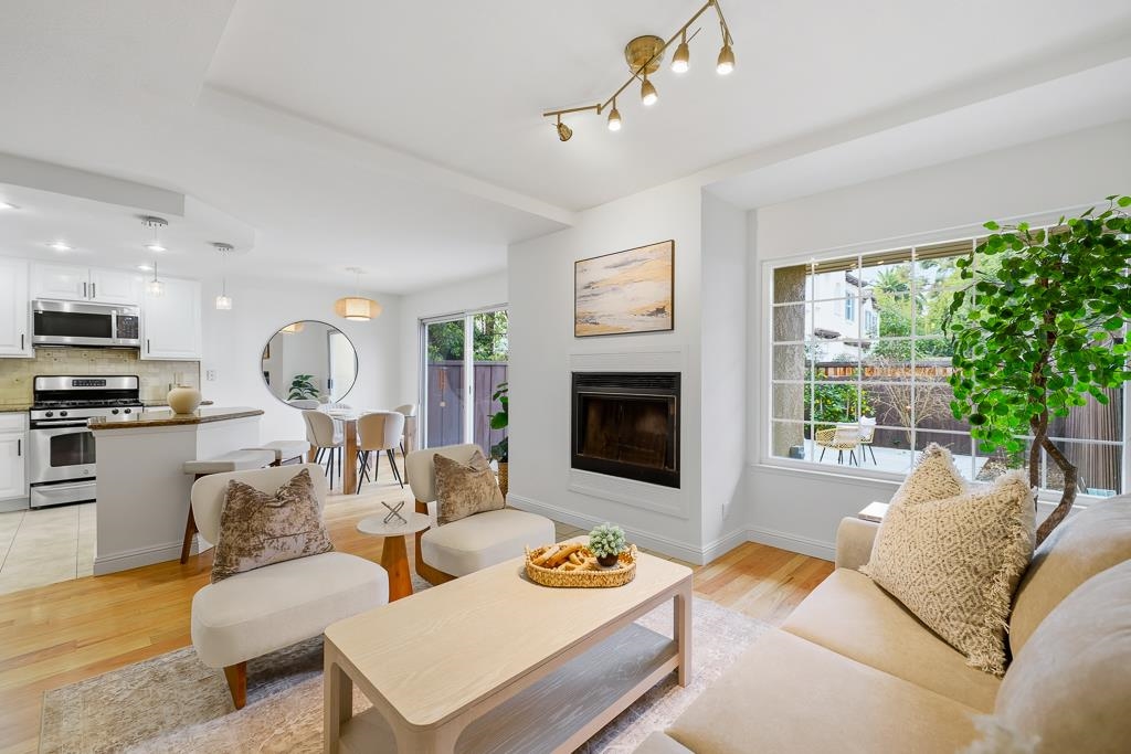 Detail Gallery Image 7 of 42 For 51 Sea Crest Ter, Fremont,  CA 94536 - 3 Beds | 2/1 Baths