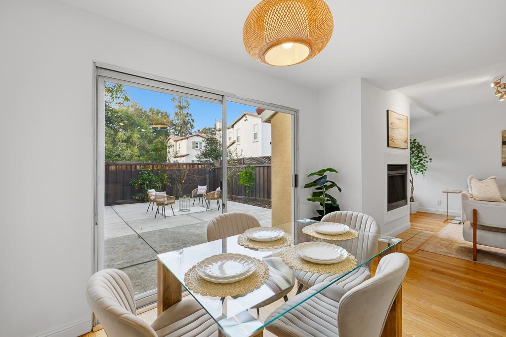 Detail Gallery Image 9 of 42 For 51 Sea Crest Ter, Fremont,  CA 94536 - 3 Beds | 2/1 Baths