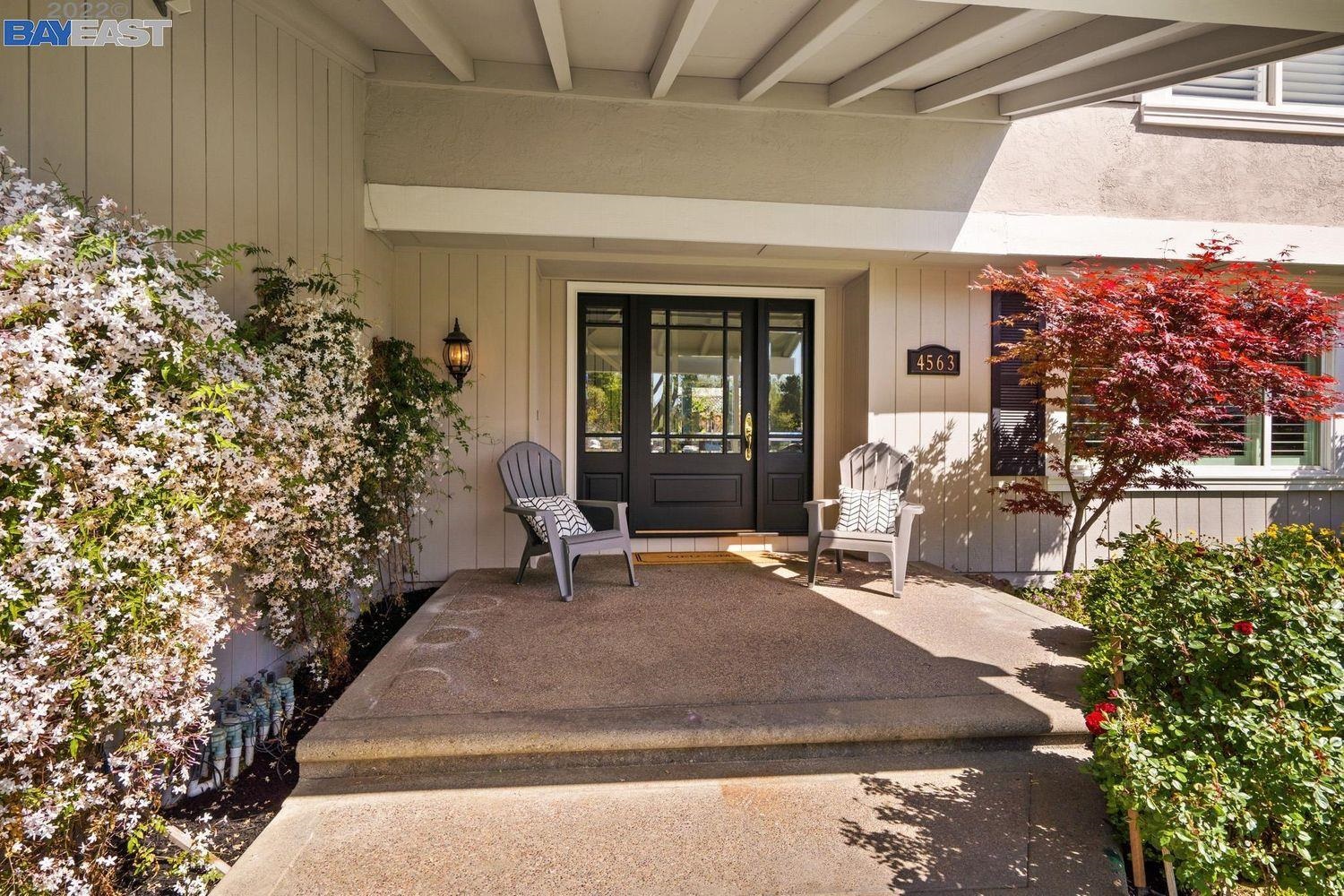 Detail Gallery Image 3 of 36 For 4563 Gatetree Cir, Pleasanton,  CA 94566 - 4 Beds | 3/1 Baths