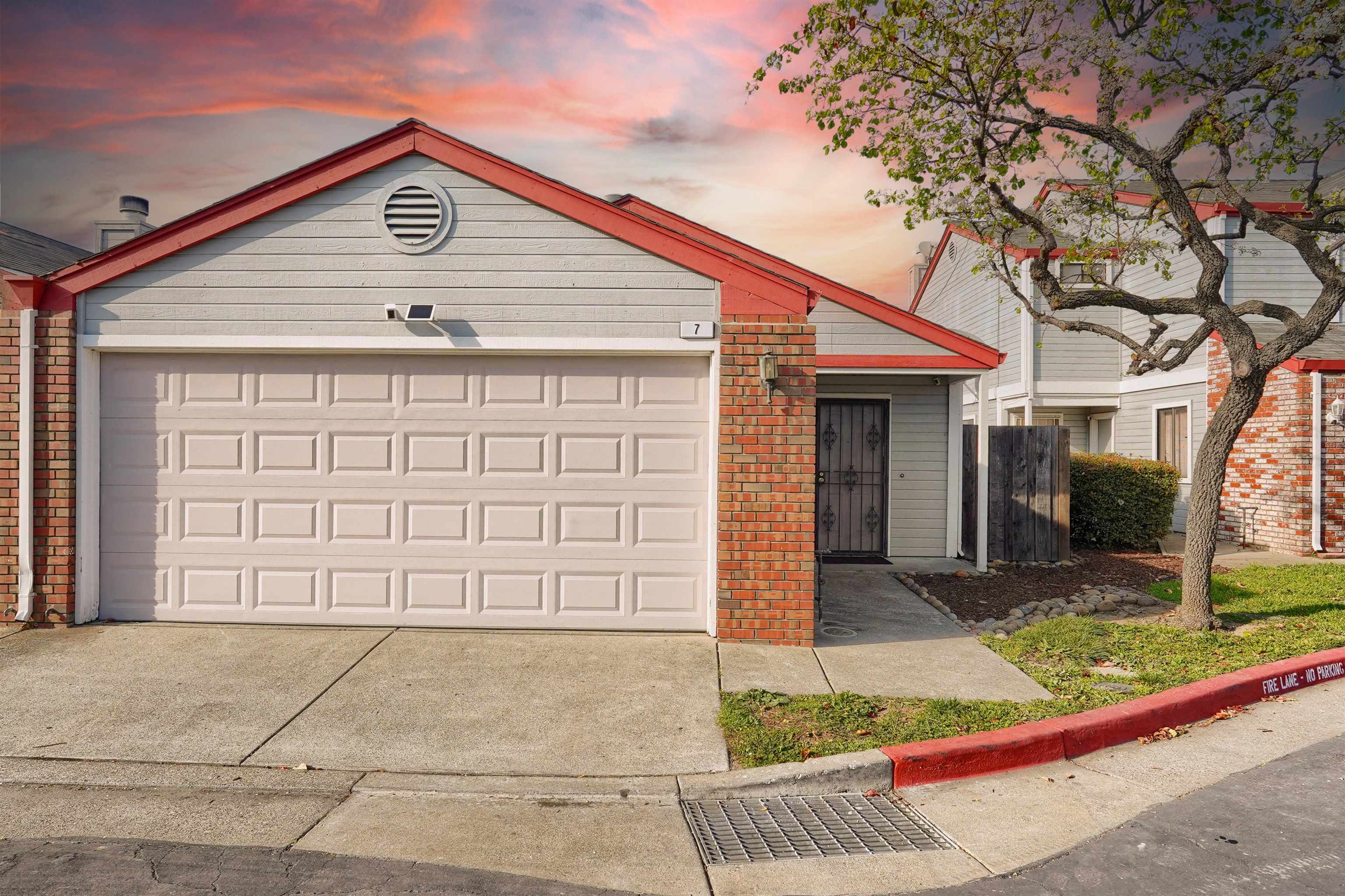 Front Image Thumbnail for EB41120147