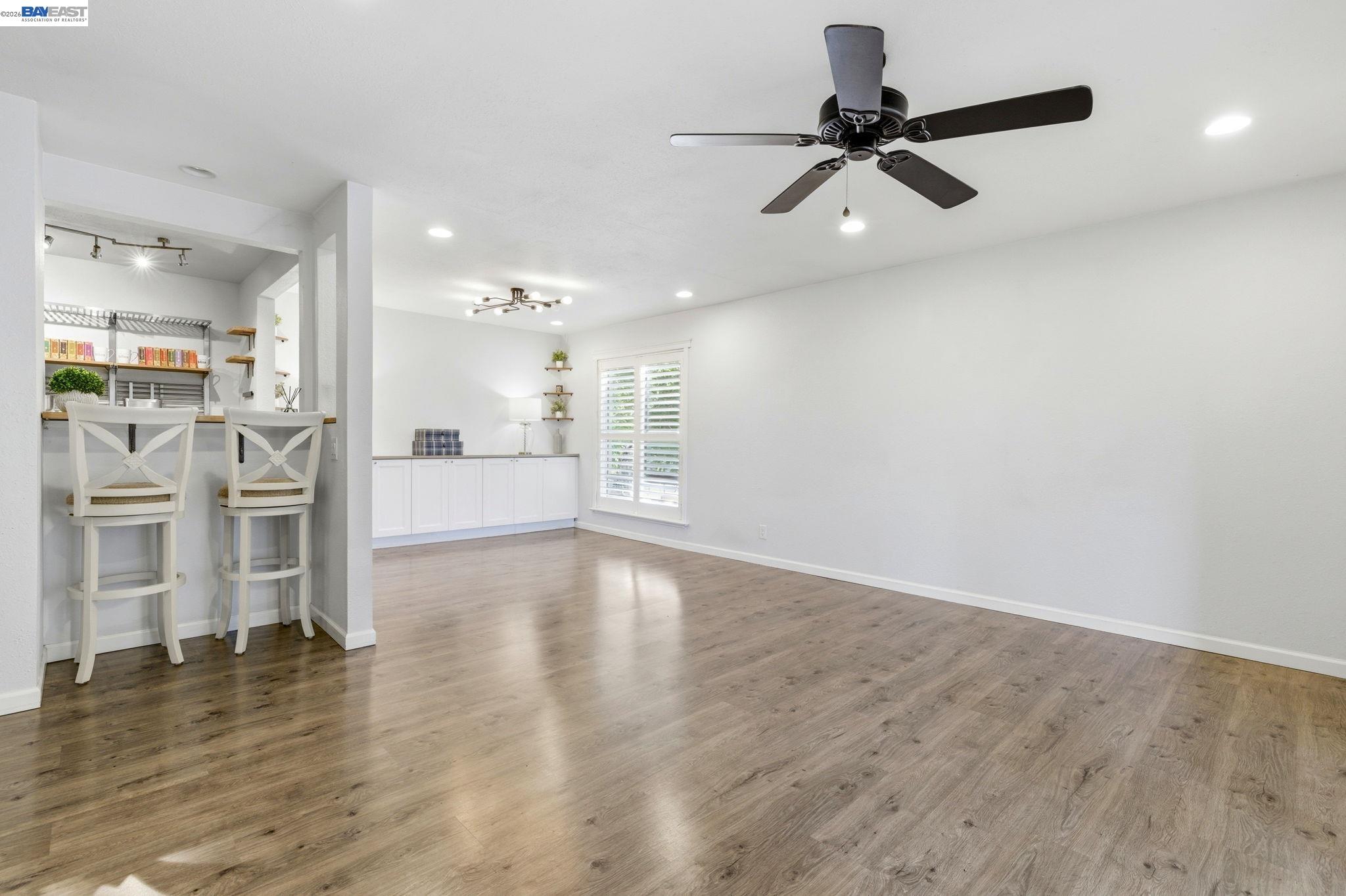 Photo #5: 41120151 Listing: Photo #5