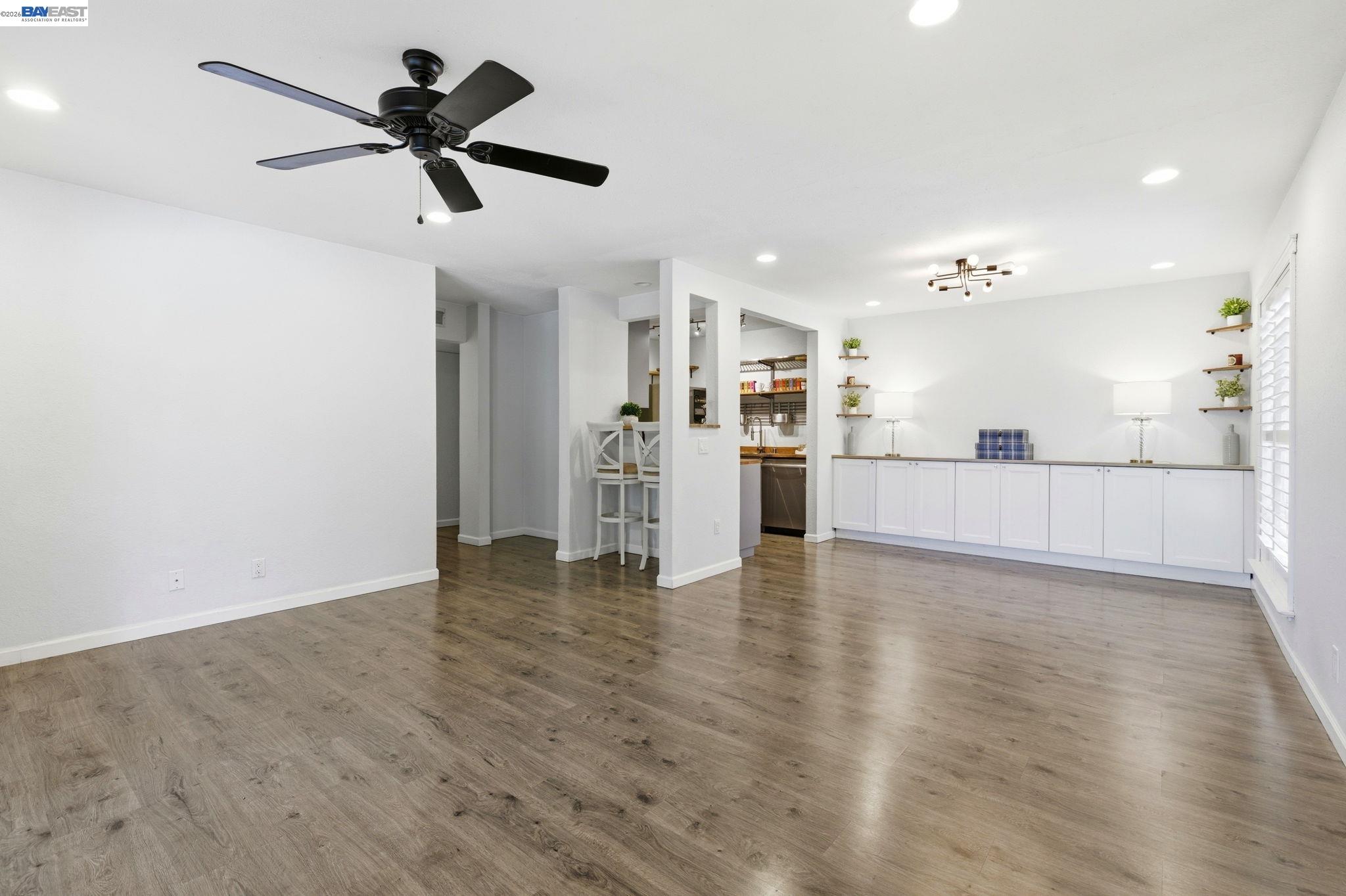 Photo #6: 41120151 Listing: Photo #6