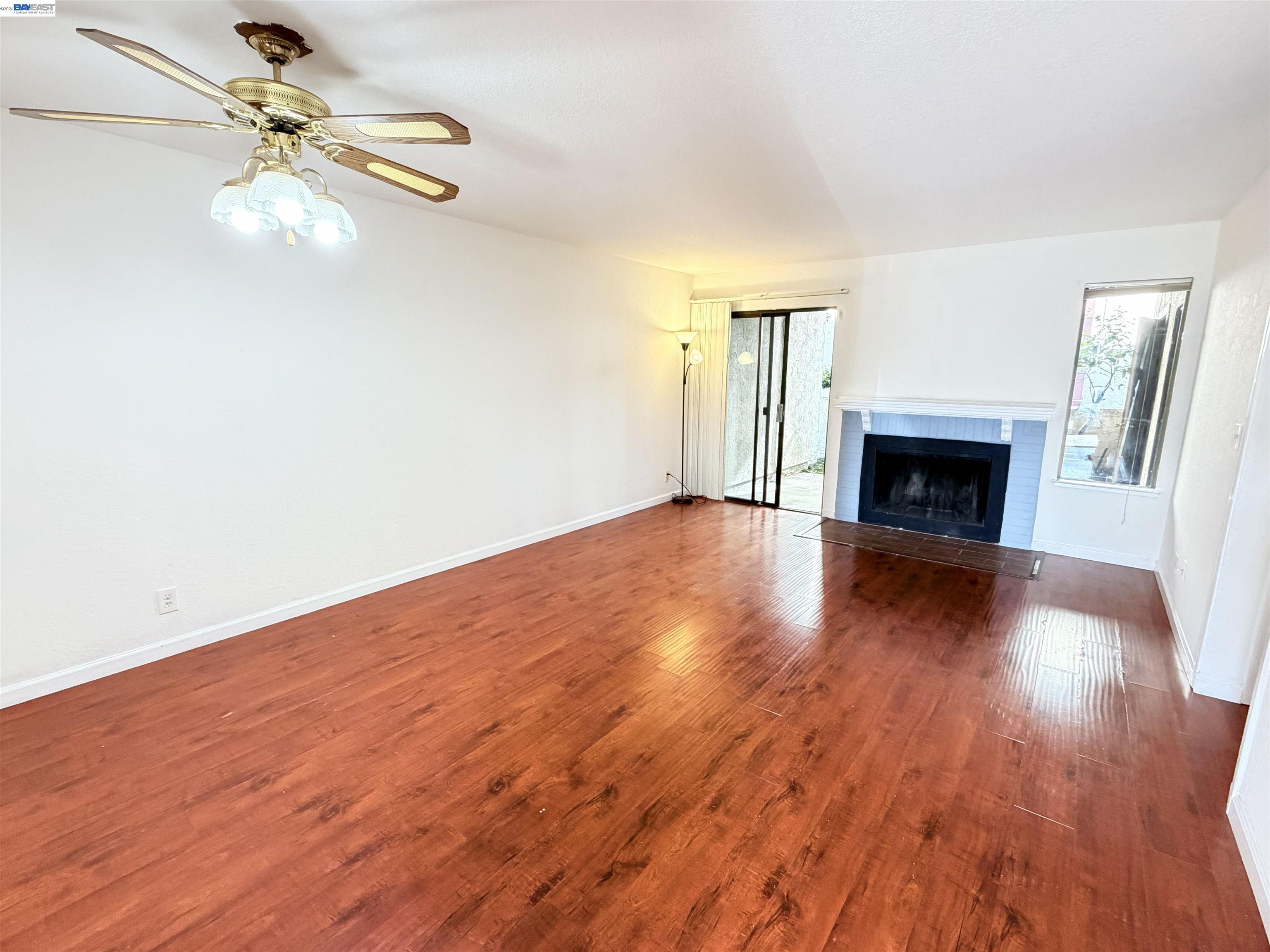 Detail Gallery Image 18 of 23 For 1391 Monument Blvd #5,  Concord,  CA 94520 - 2 Beds | 1/1 Baths