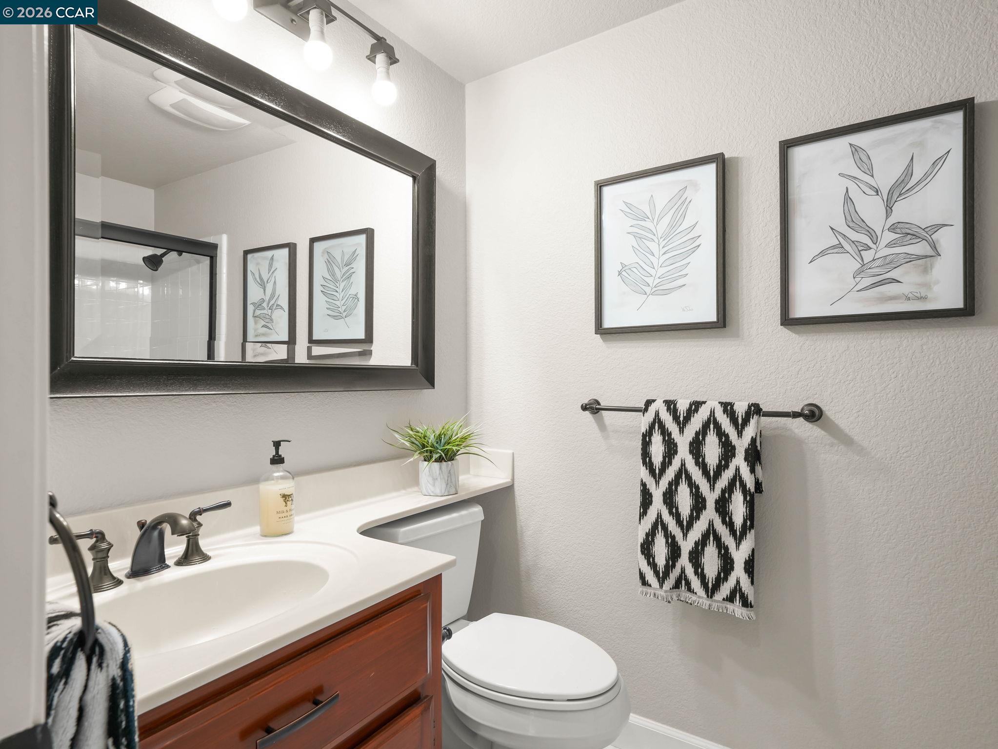 Detail Gallery Image 20 of 52 For 376 Blue Oak Ln, Clayton,  CA 94517 - 5 Beds | 3 Baths