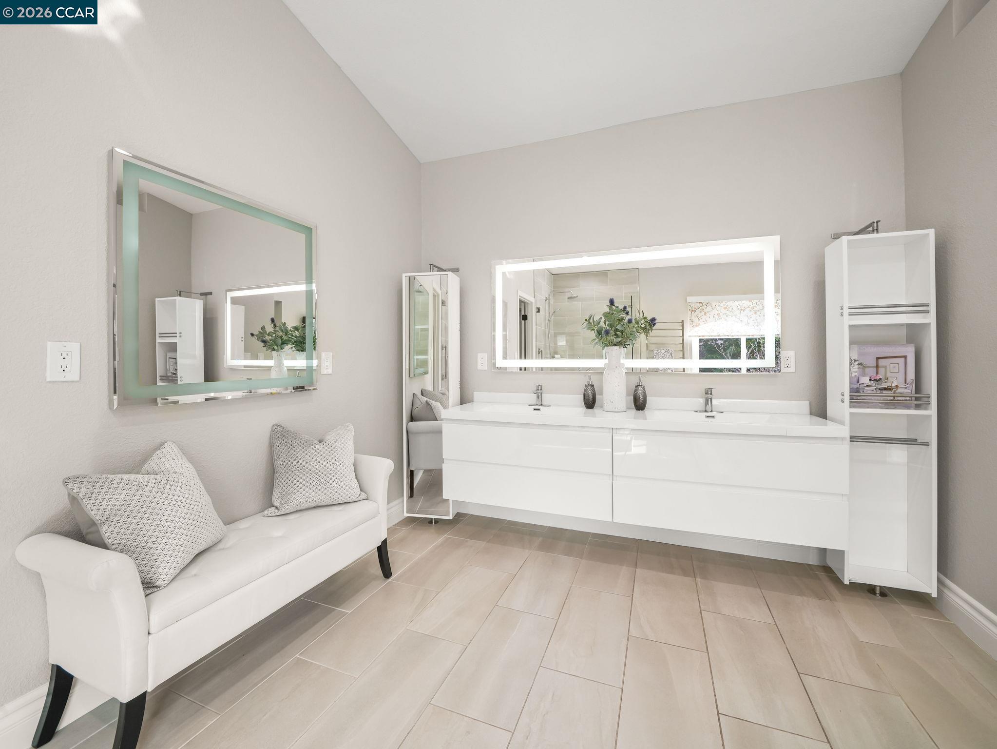 Detail Gallery Image 38 of 52 For 376 Blue Oak Ln, Clayton,  CA 94517 - 5 Beds | 3 Baths