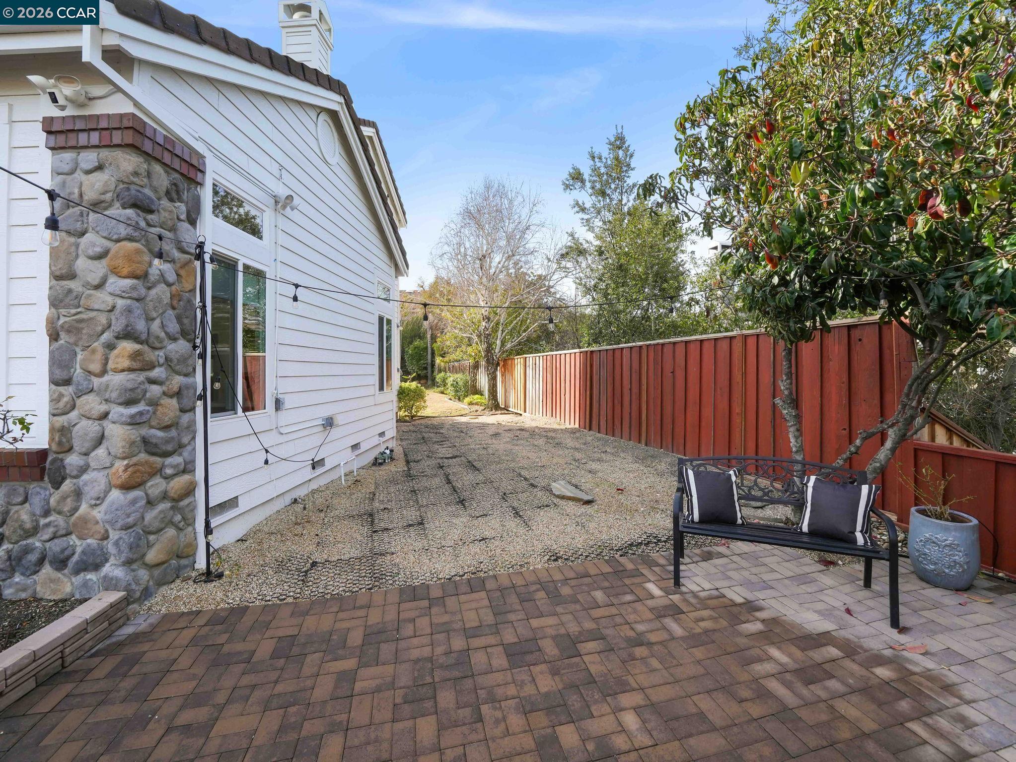 376 Blue Oak Ln, Clayton, CA, 94517
