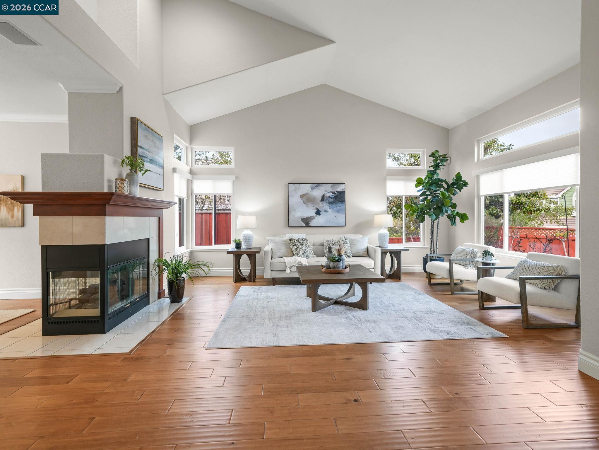 376 Blue Oak Ln, Clayton, CA, 94517