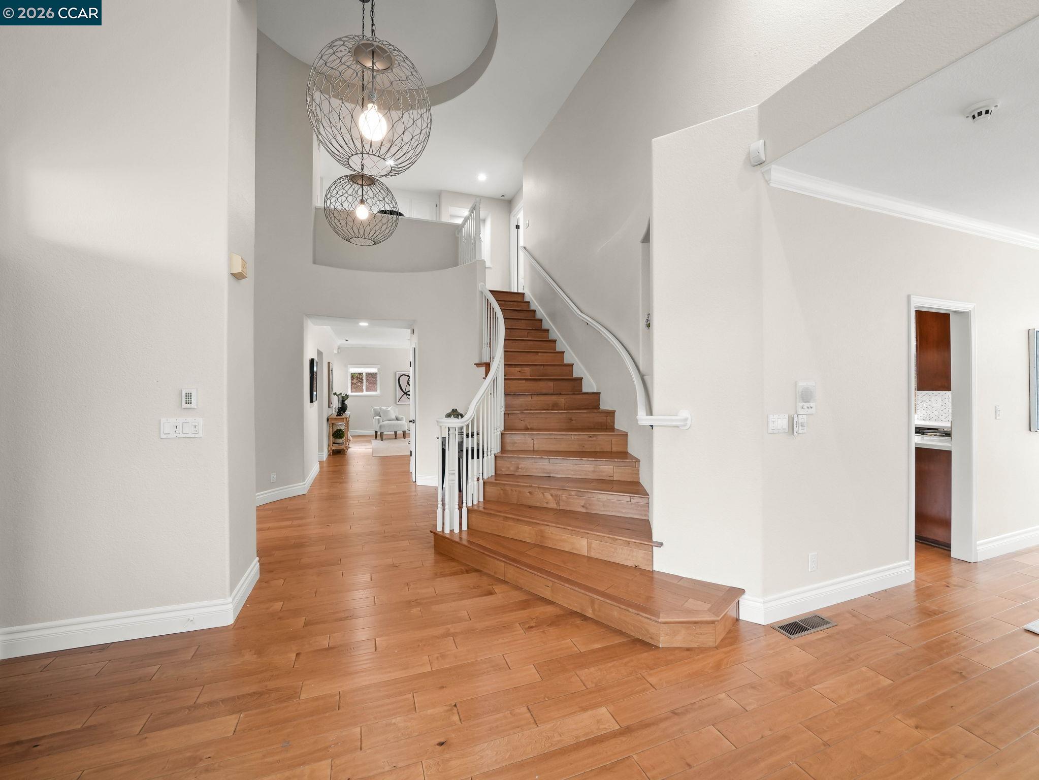 376 Blue Oak Ln, Clayton, CA, 94517