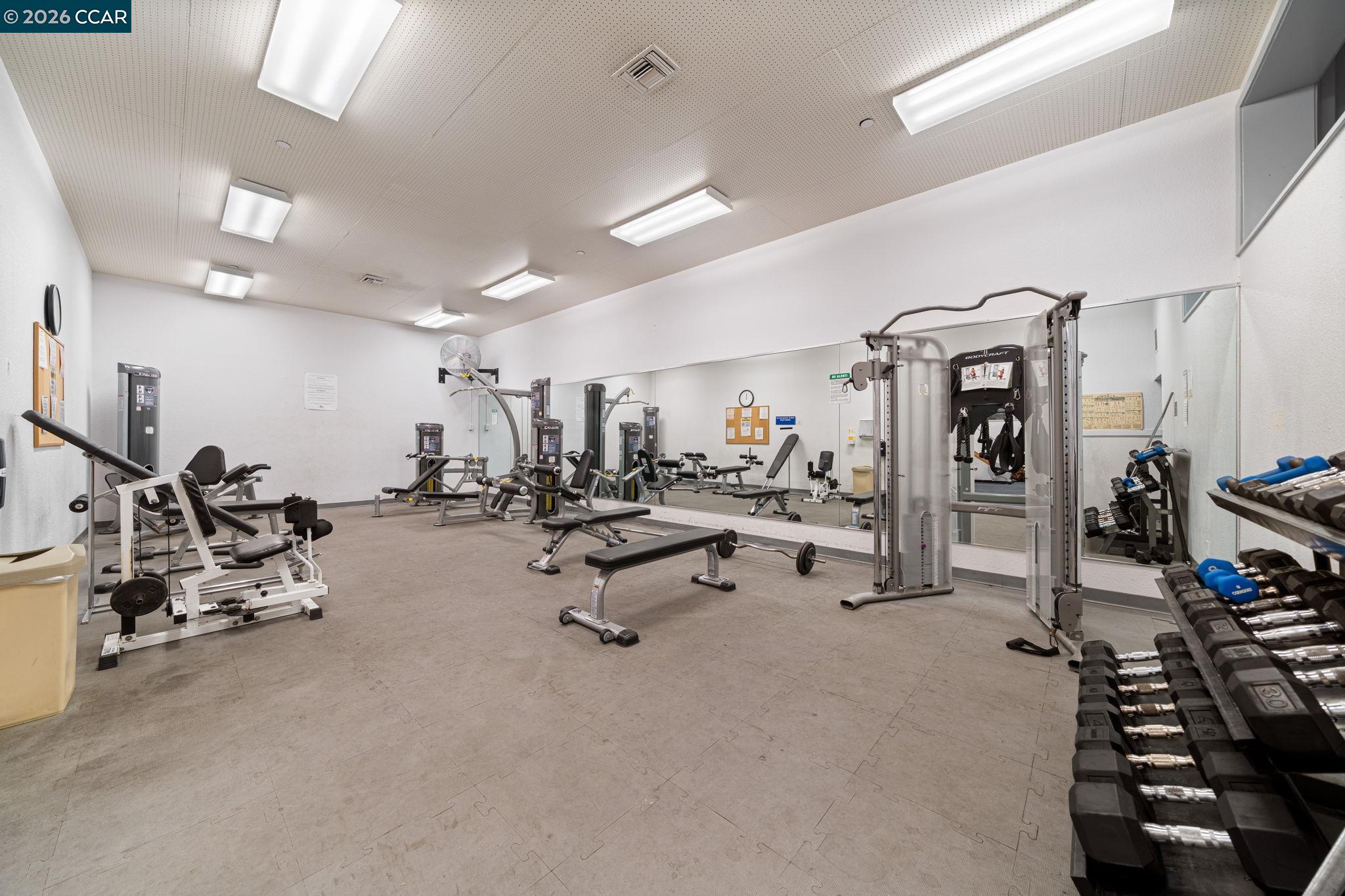 Detail Gallery Image 18 of 24 For 320 N Civic Drive #407,  Walnut Creek,  CA 94596 - 1 Beds | 1 Baths