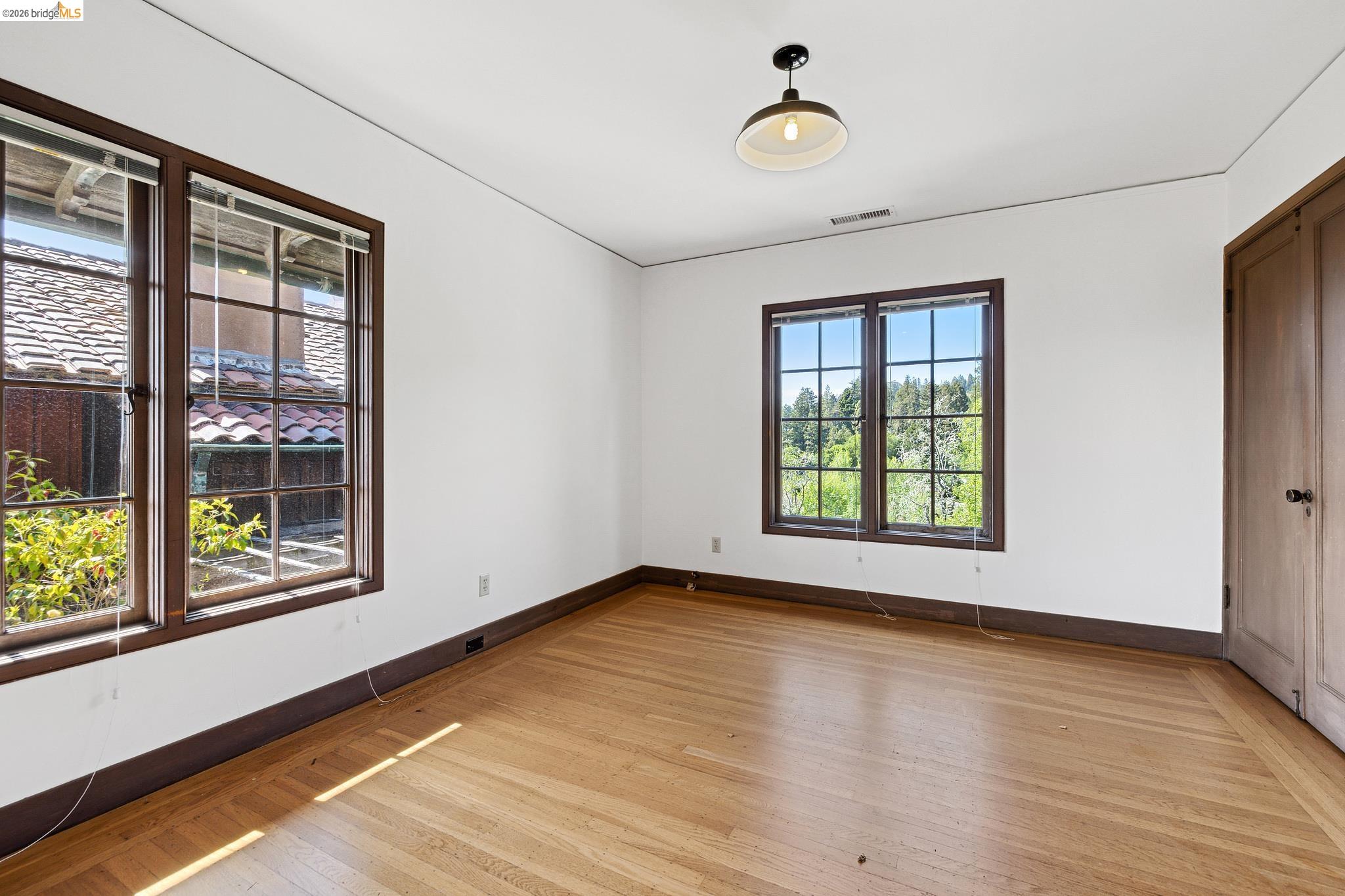 Photo #51: 41120200 Listing: Photo #51