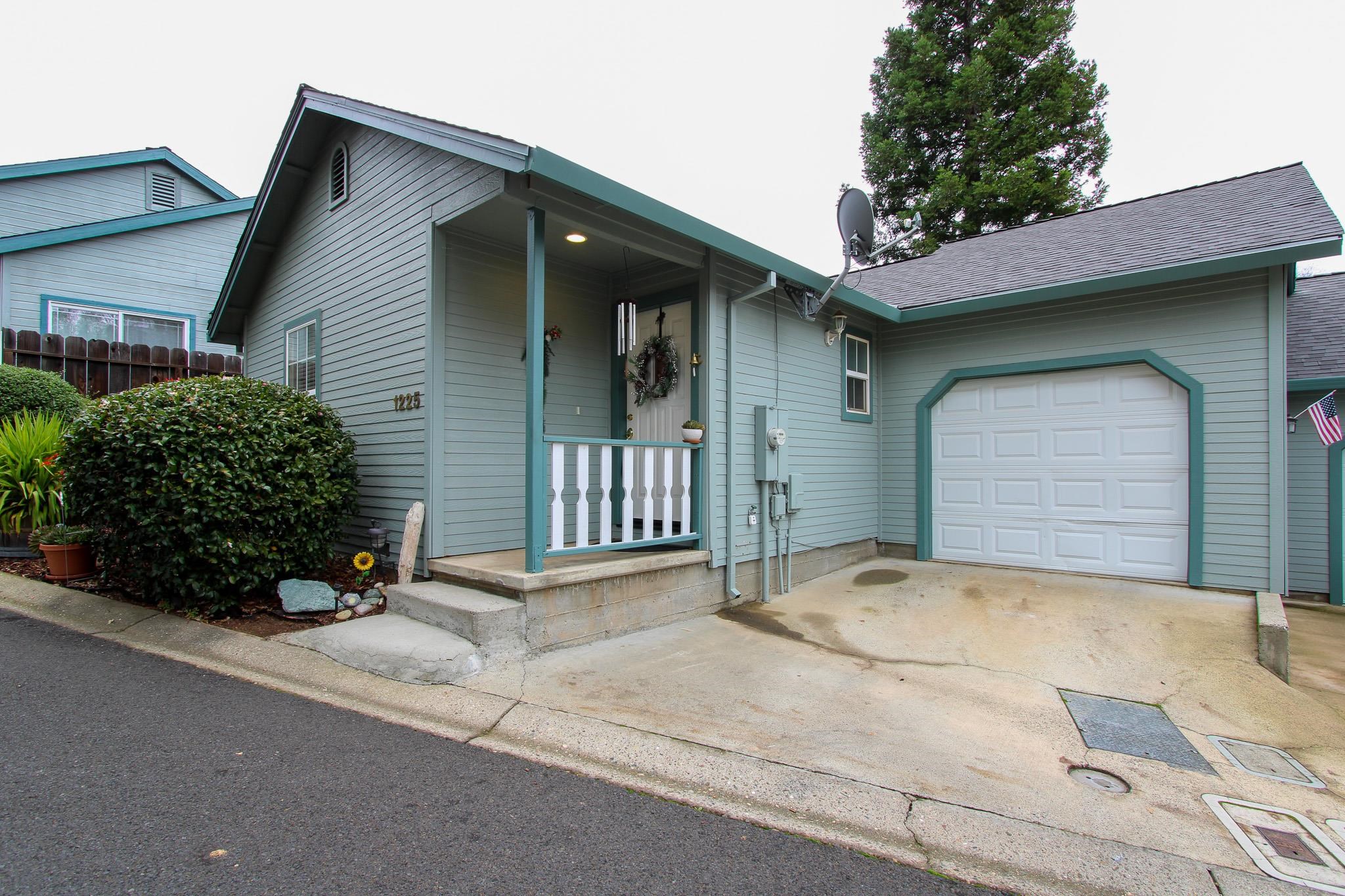 Detail Gallery Image 9 of 20 For 1225 Annalee Dr, Angels Camp,  CA 95222 - 2 Beds | 1 Baths