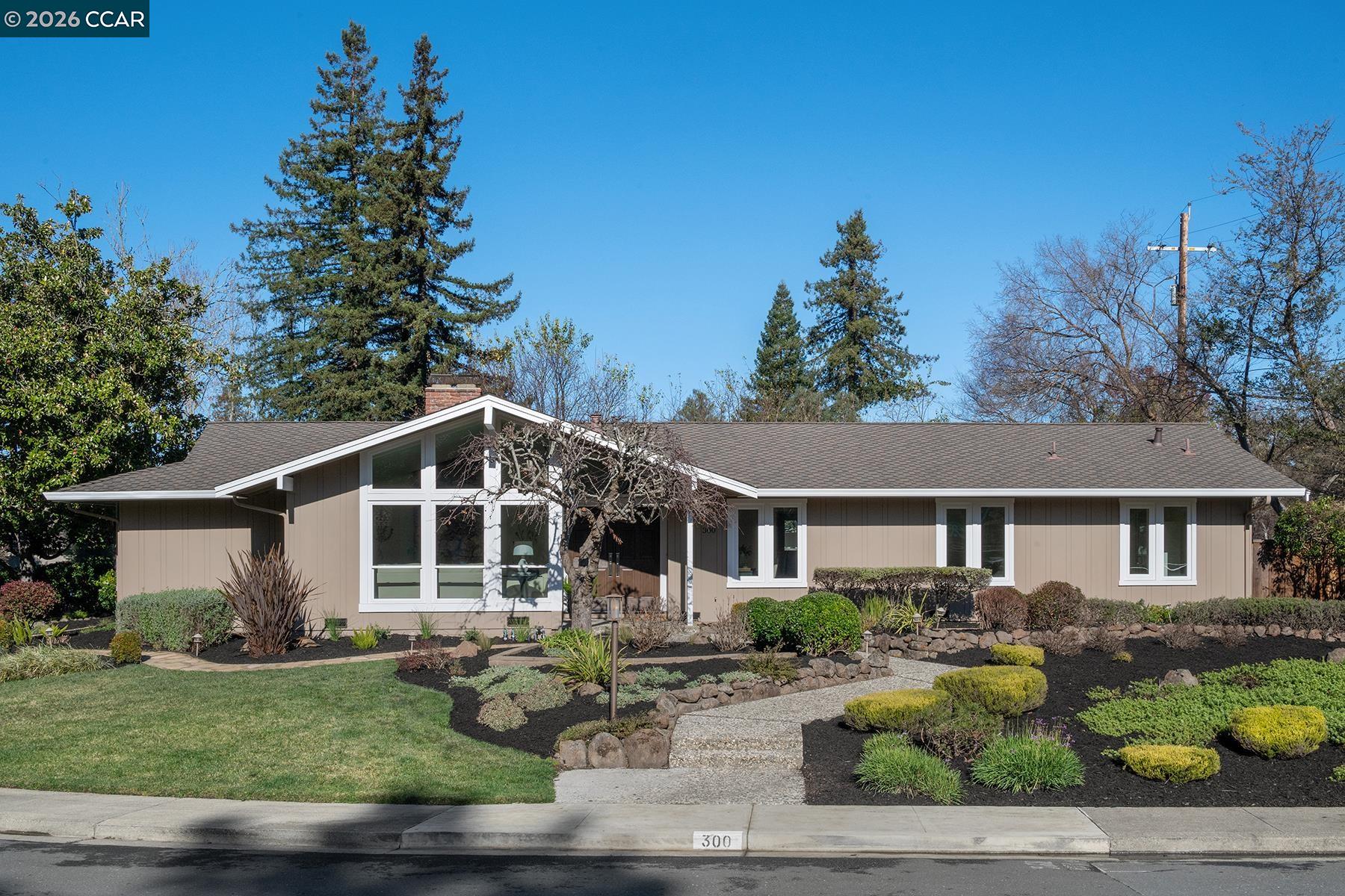 Front Image Thumbnail for CC41120232