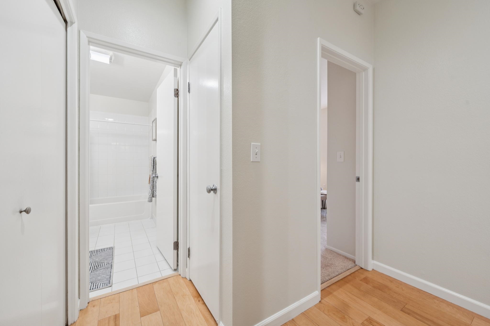 Photo #23: 41120235 Listing: Photo #23