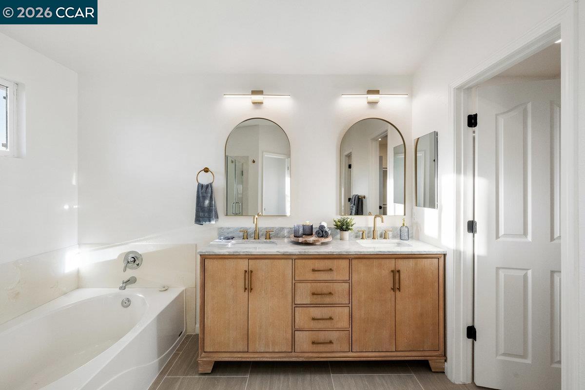 Detail Gallery Image 30 of 52 For 1677 Green Springs Ct, Tracy,  CA 95377 - 5 Beds | 4 Baths