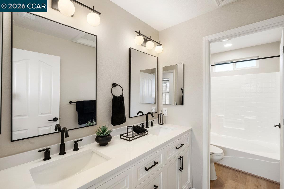 Detail Gallery Image 36 of 52 For 1677 Green Springs Ct, Tracy,  CA 95377 - 5 Beds | 4 Baths