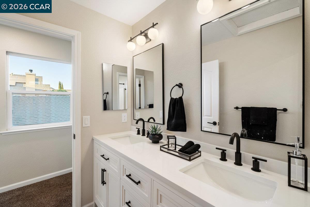 Detail Gallery Image 37 of 52 For 1677 Green Springs Ct, Tracy,  CA 95377 - 5 Beds | 4 Baths