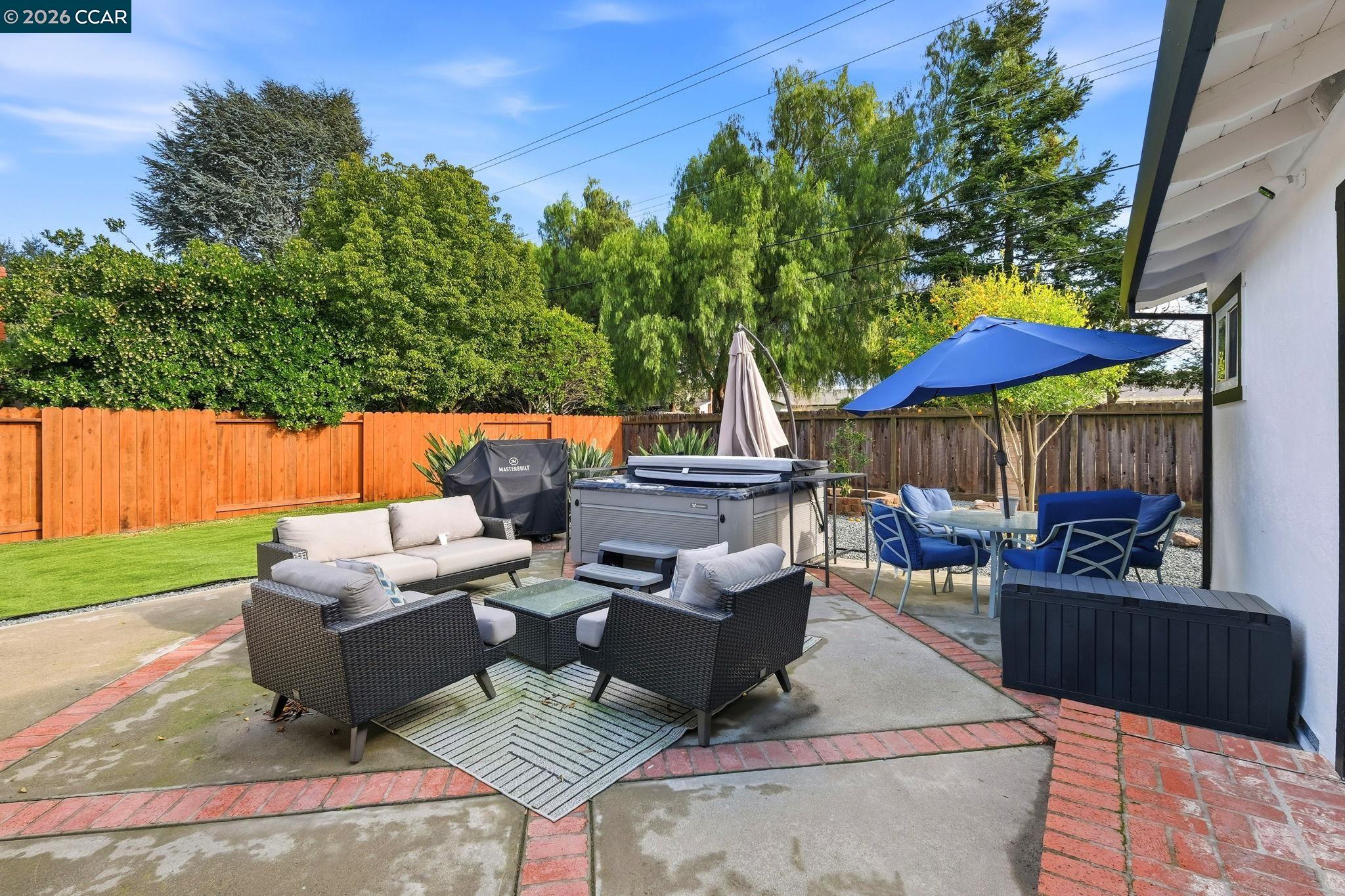 Detail Gallery Image 27 of 29 For 1760 Elmhurst Ln, Concord,  CA 94521 - 4 Beds | 2 Baths