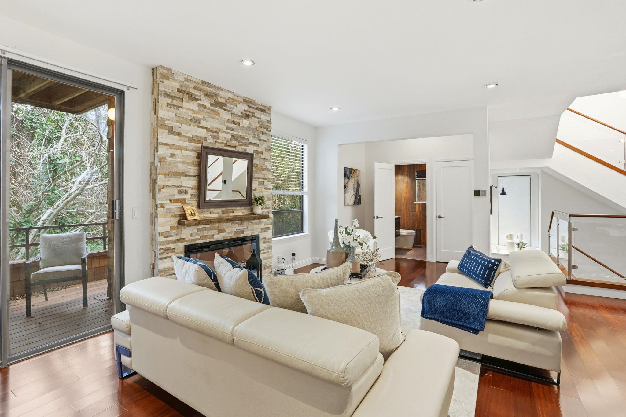 Front Image Thumbnail for BE41120245