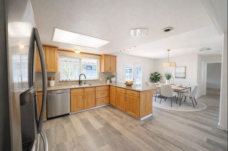 Detail Gallery Image 2 of 13 For 2151 Oakland Rd #466,  San Jose,  CA 95131 - 2 Beds | 2 Baths