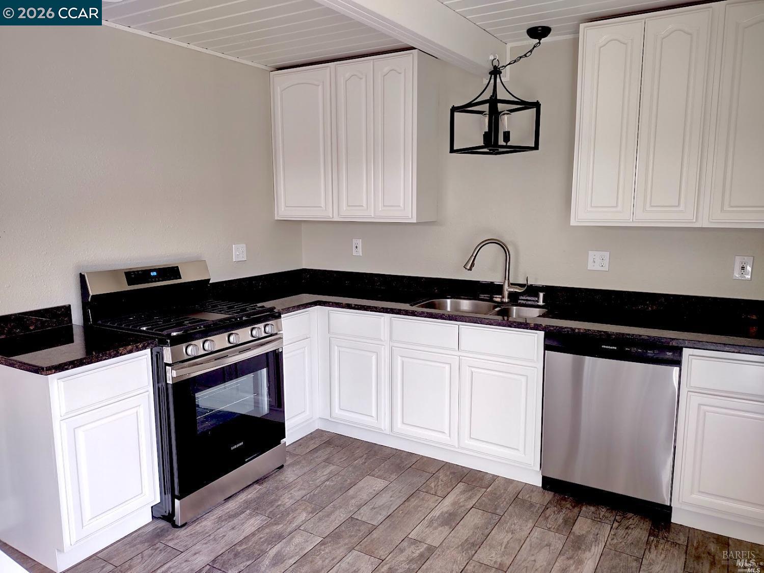 469 La Jolla St, Vallejo CA 94591 — photo 3