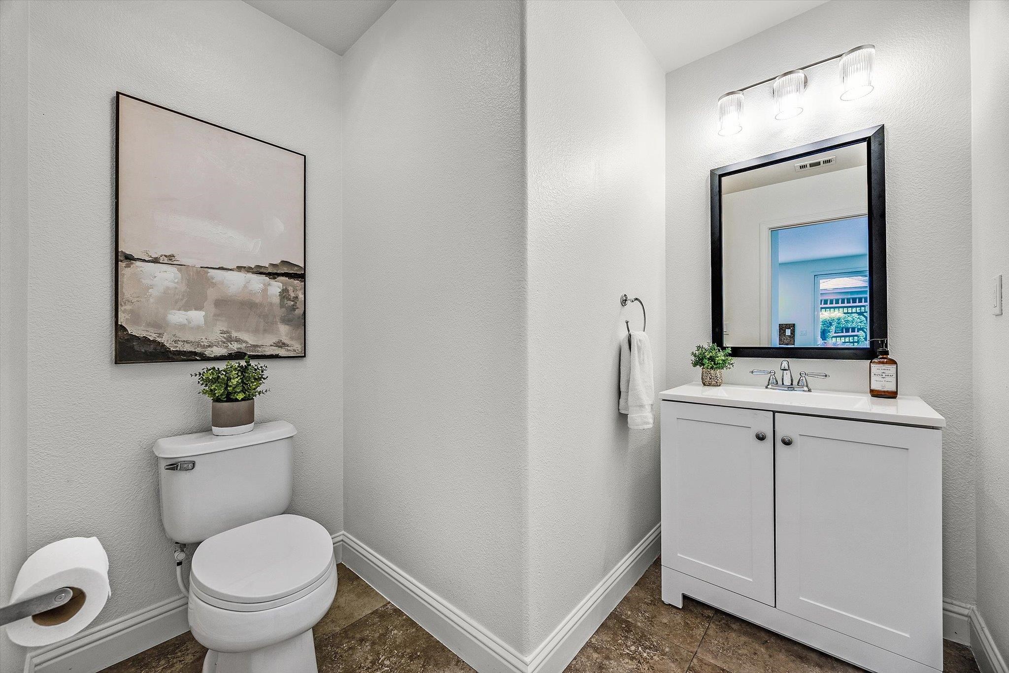 Detail Gallery Image 16 of 59 For 4726 Dandelion Loop, Tracy,  CA 95377 - 4 Beds | 2/1 Baths