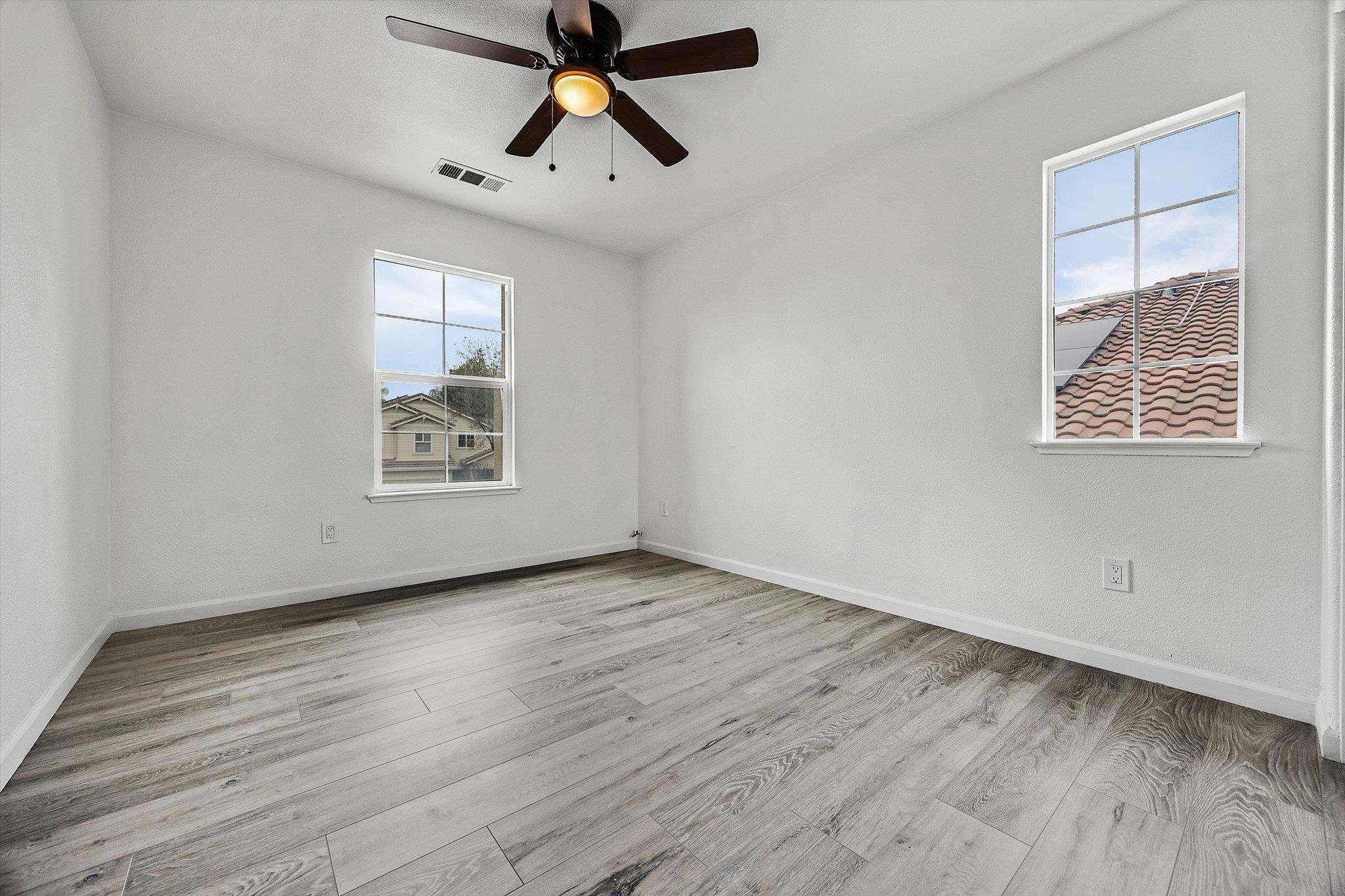 Detail Gallery Image 22 of 59 For 4726 Dandelion Loop, Tracy,  CA 95377 - 4 Beds | 2/1 Baths