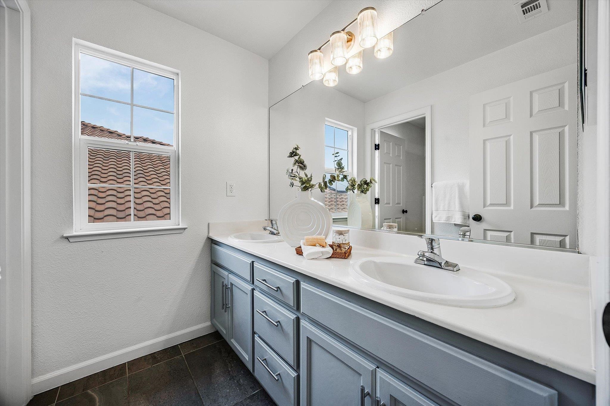 Detail Gallery Image 24 of 59 For 4726 Dandelion Loop, Tracy,  CA 95377 - 4 Beds | 2/1 Baths