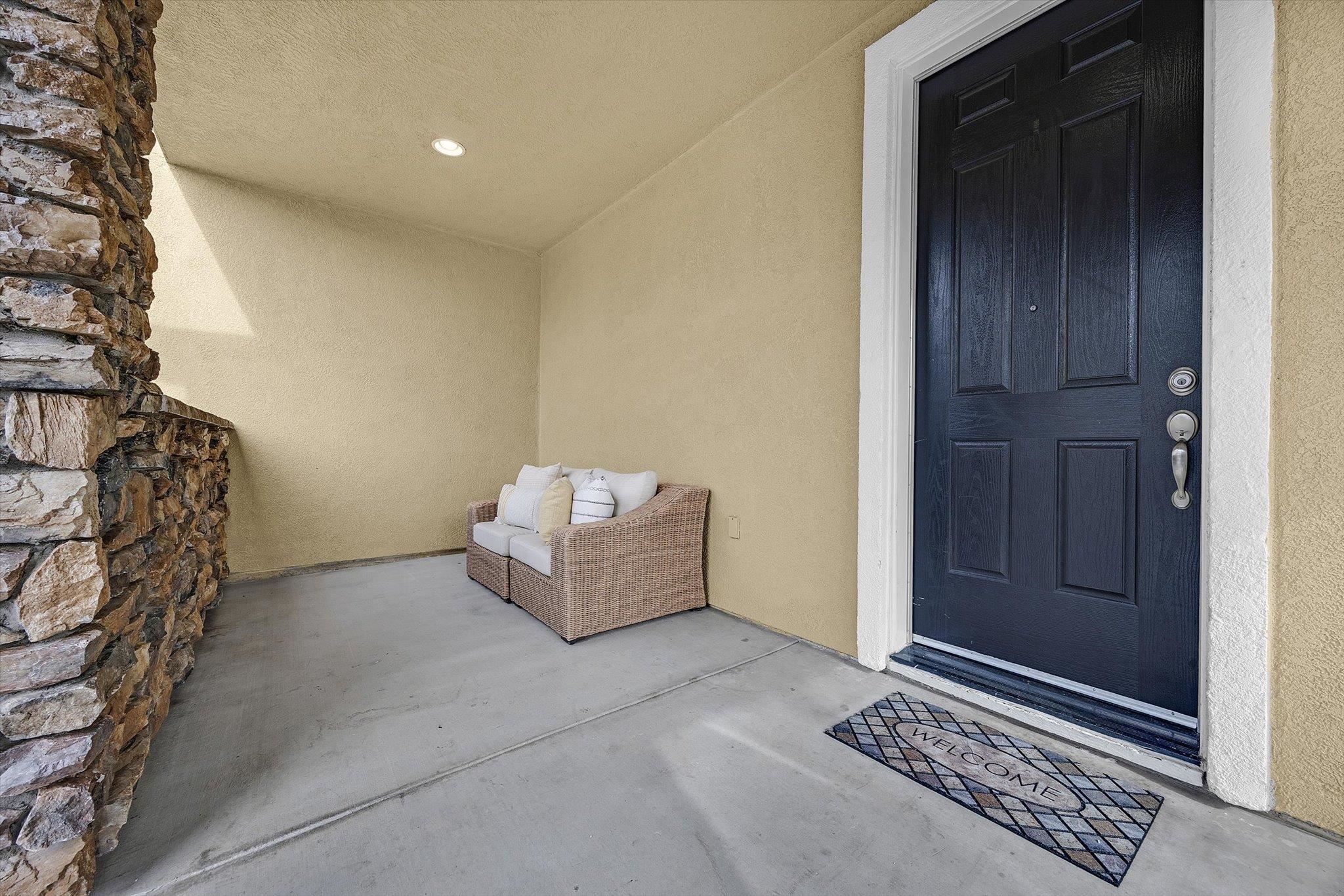 Detail Gallery Image 5 of 59 For 4726 Dandelion Loop, Tracy,  CA 95377 - 4 Beds | 2/1 Baths