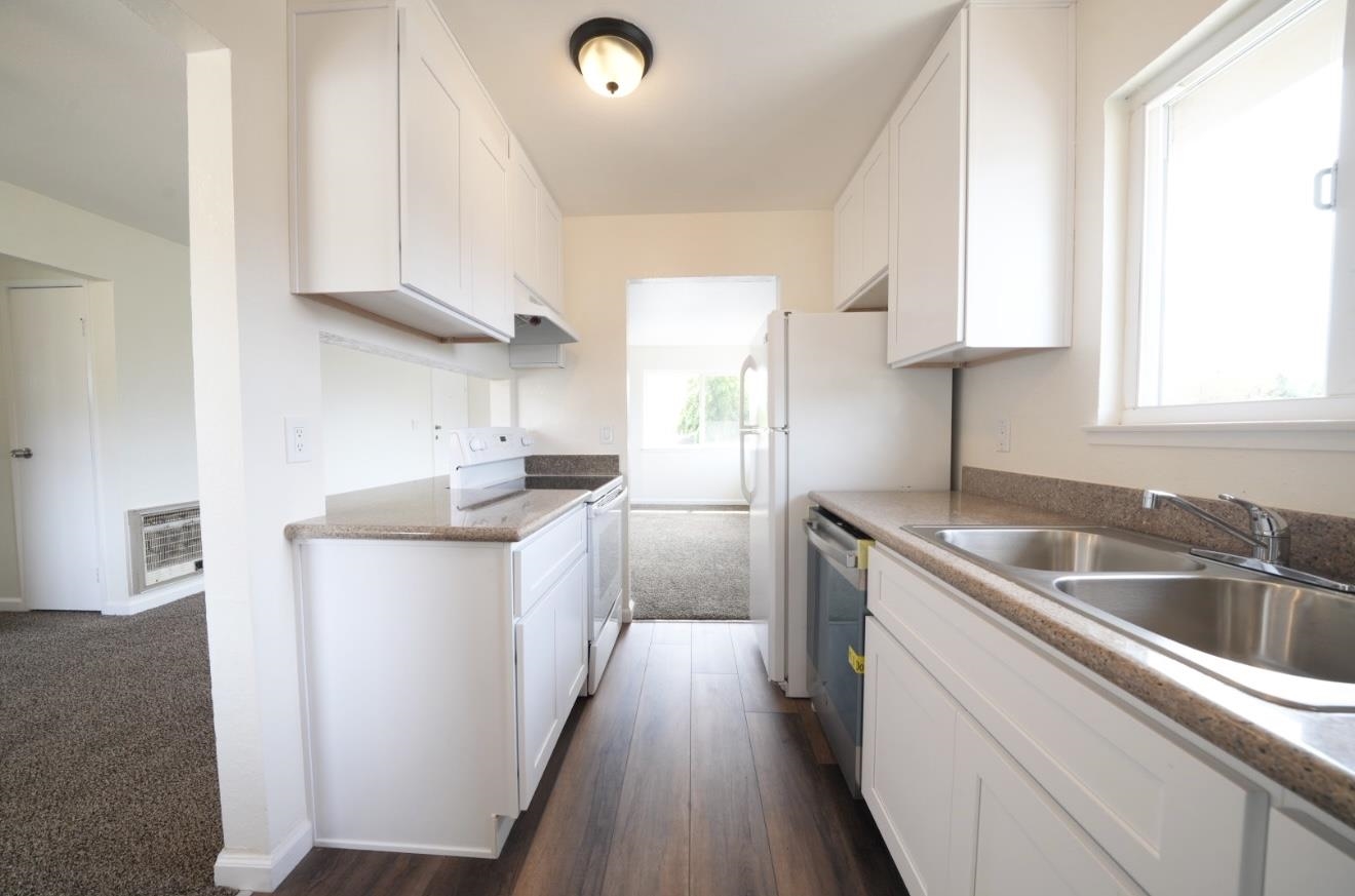 Detail Gallery Image 6 of 17 For 100 Carolina St. #B,  Vallejo,  CA 94590 - 2 Beds | 1 Baths