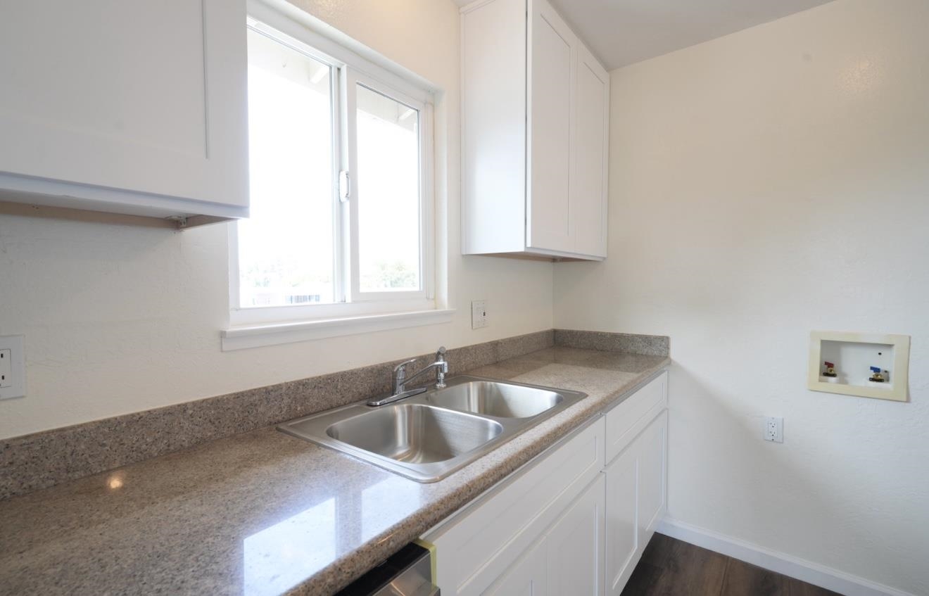 Detail Gallery Image 7 of 17 For 100 Carolina St. #B,  Vallejo,  CA 94590 - 2 Beds | 1 Baths