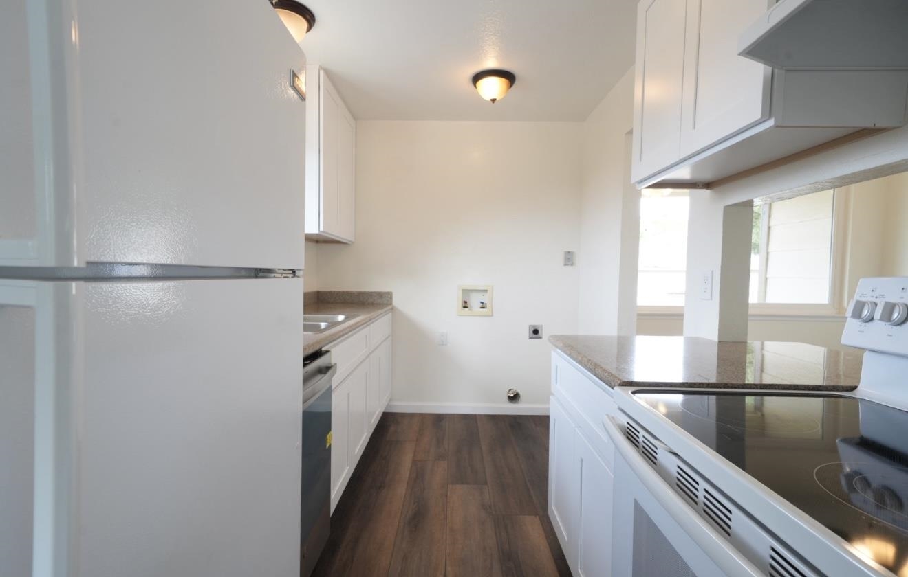 Detail Gallery Image 8 of 17 For 100 Carolina St. #B,  Vallejo,  CA 94590 - 2 Beds | 1 Baths