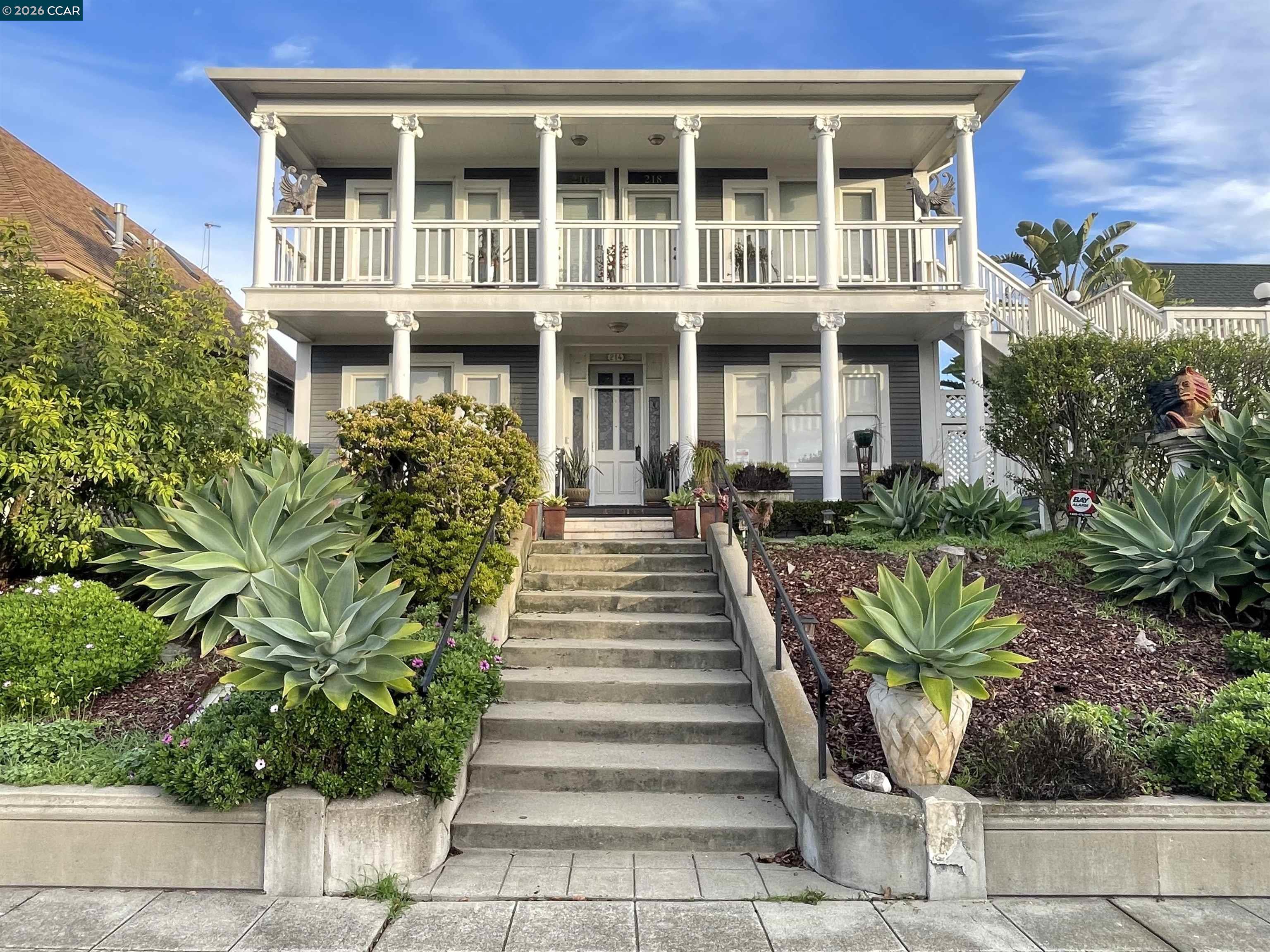 Front Image Thumbnail for CC41120302