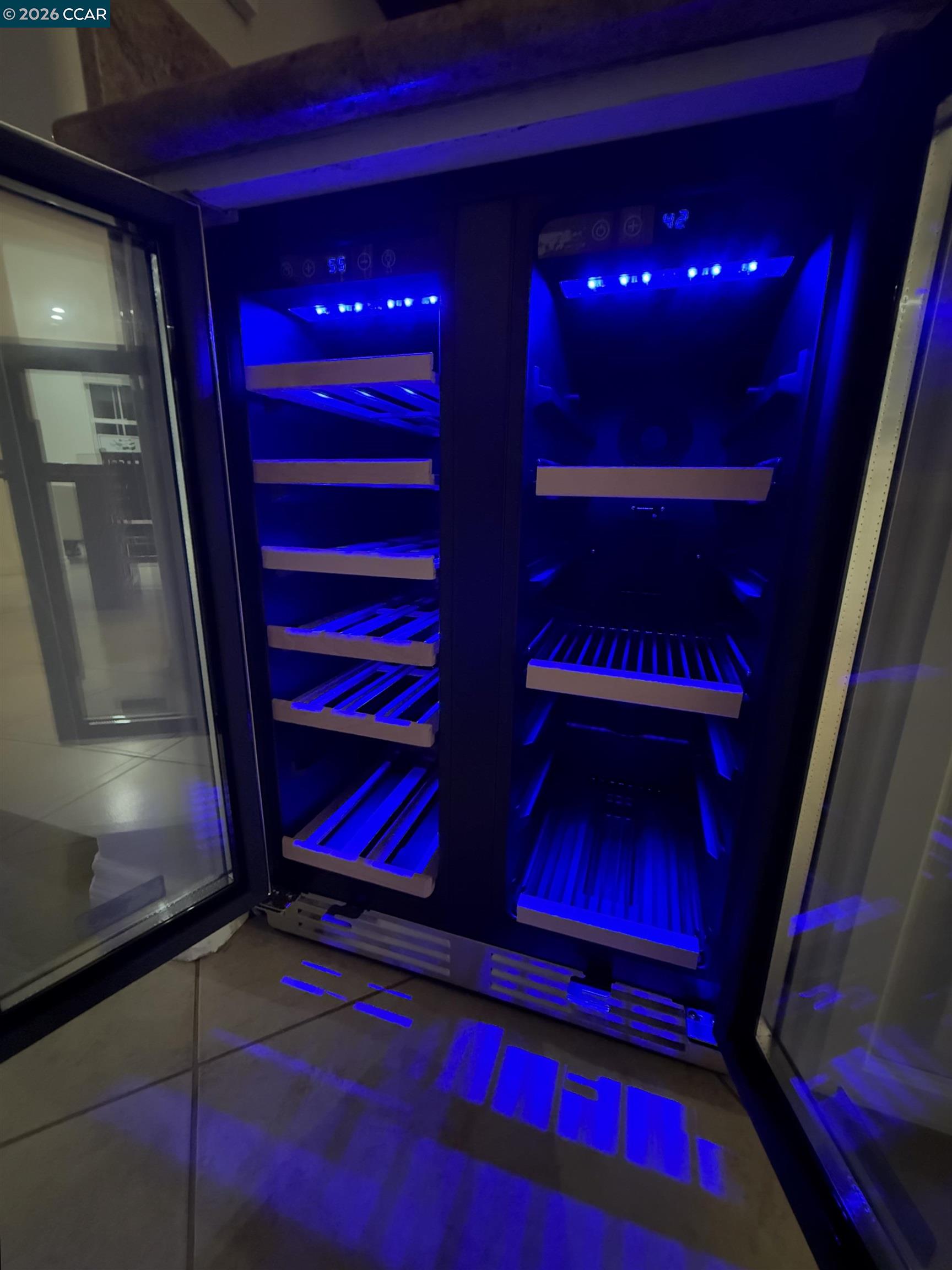 Detail Gallery Image 15 of 60 For 1018 Promenade St., Hercules,  CA 94547 - 6 Beds | 5/1 Baths