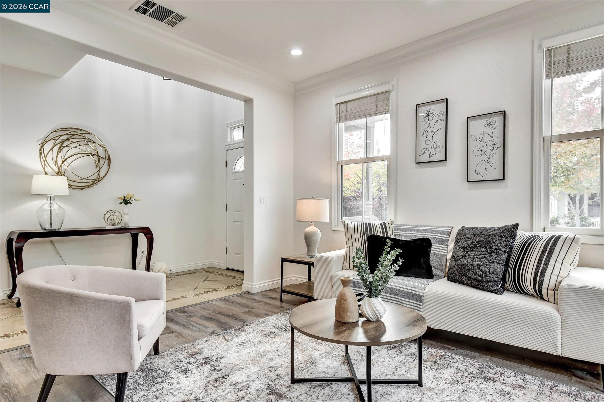 Detail Gallery Image 16 of 60 For 1018 Promenade St., Hercules,  CA 94547 - 6 Beds | 5/1 Baths